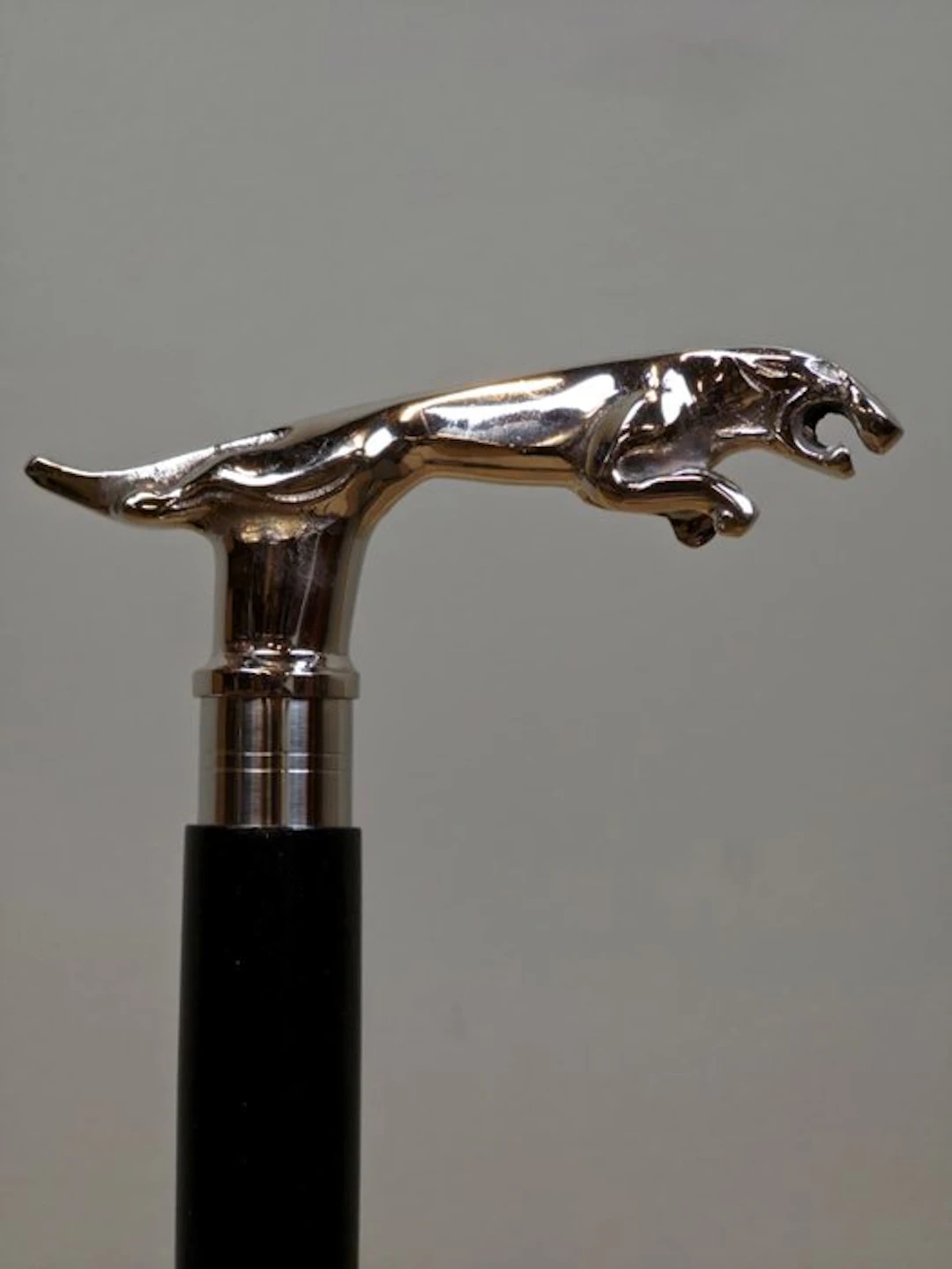 Walking stick - Chrome plated, Wood, Metal - Jaguar walking cane