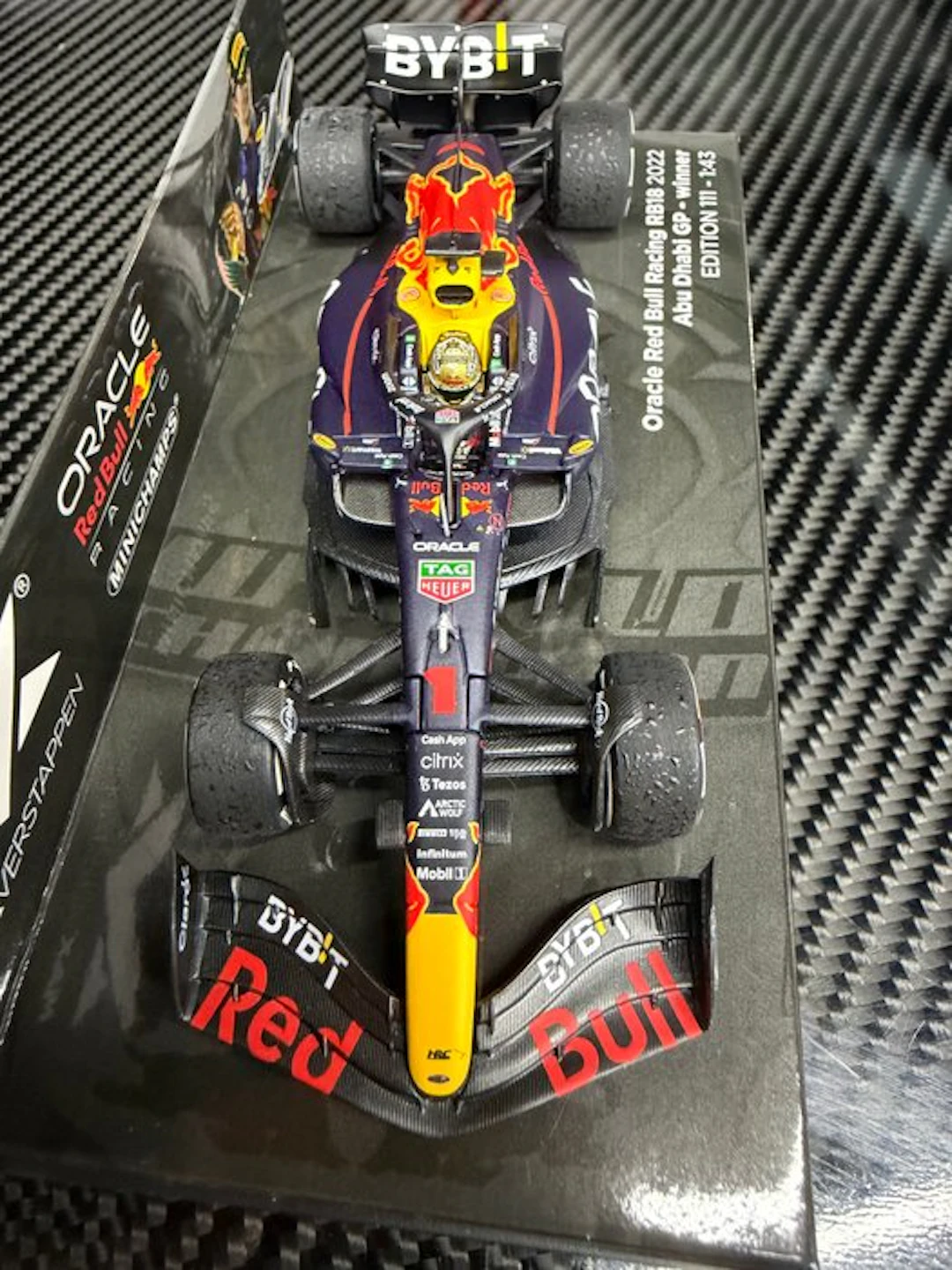 MiniChamps 1:43 - Model sports car