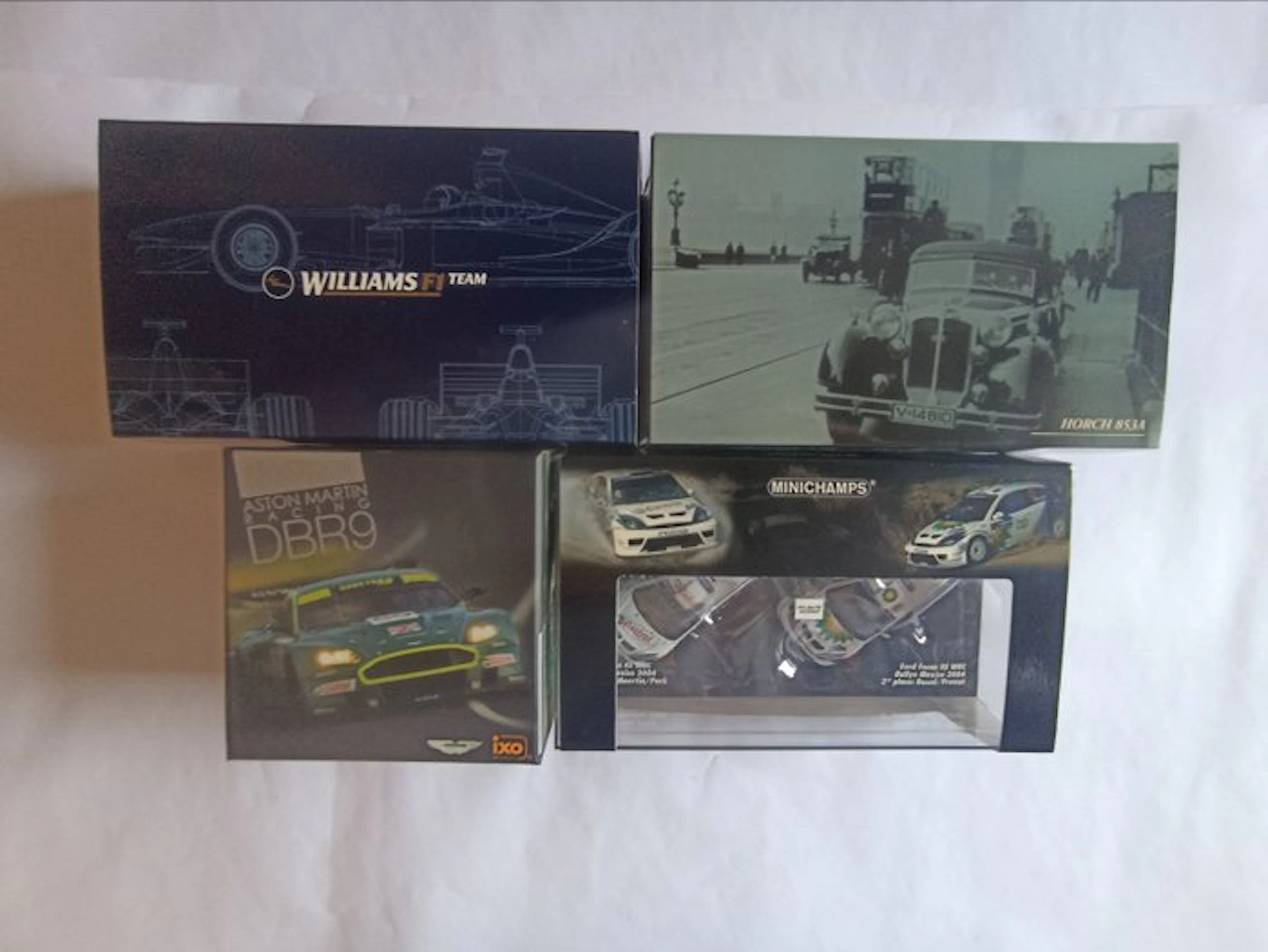 MiniChamps, IXO 1:43 - Model car (4) - Assortiti - Assorted