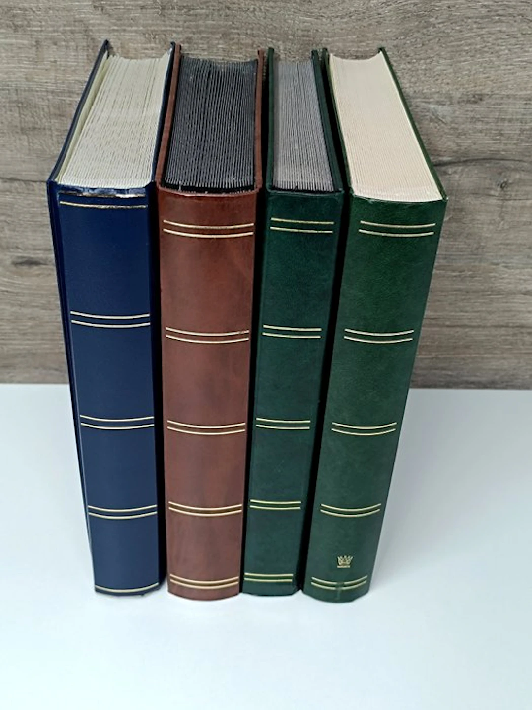Accessories - Large-format stamp albums 4x