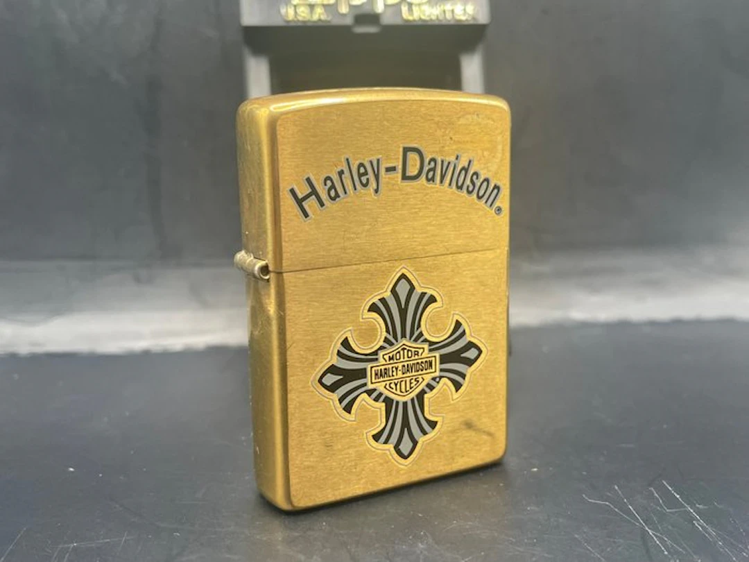 Zippo - HARLEY DAVIDSON - MOTOR- DORÉ - No reserve price...