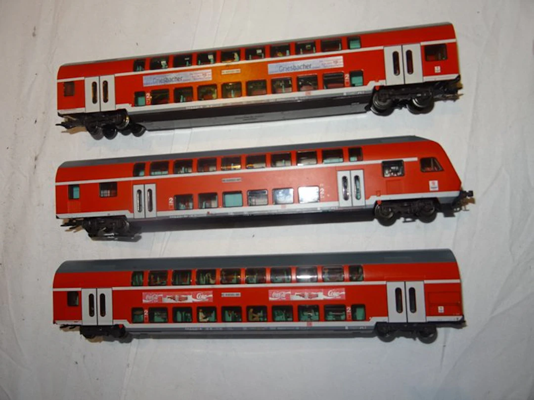Märklin H0 - Model train passenger carriage (3) - 3 double-decker cars