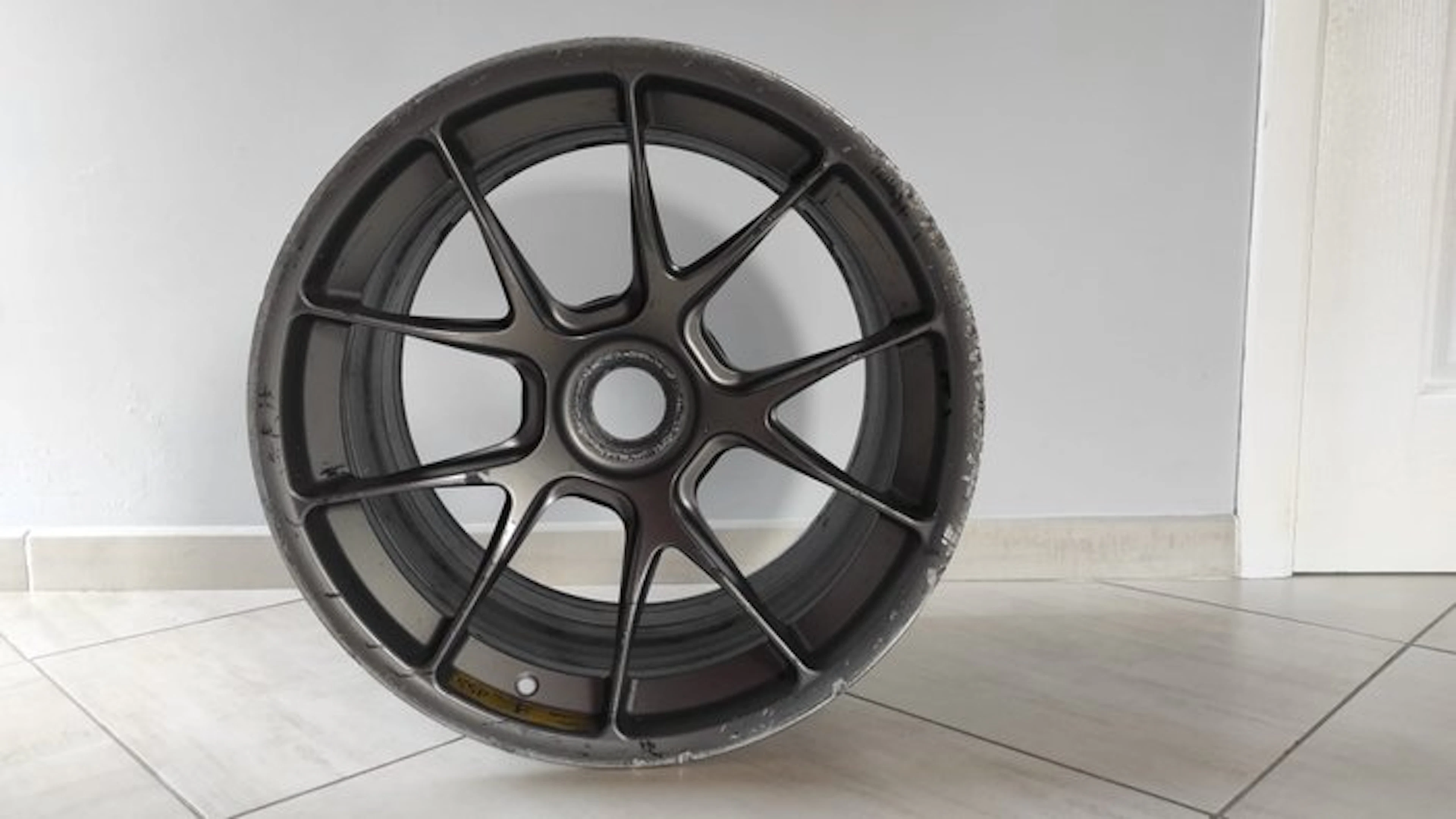 Car part (1) - Porsche - Jante Porsche 911 992 GT3 Cup