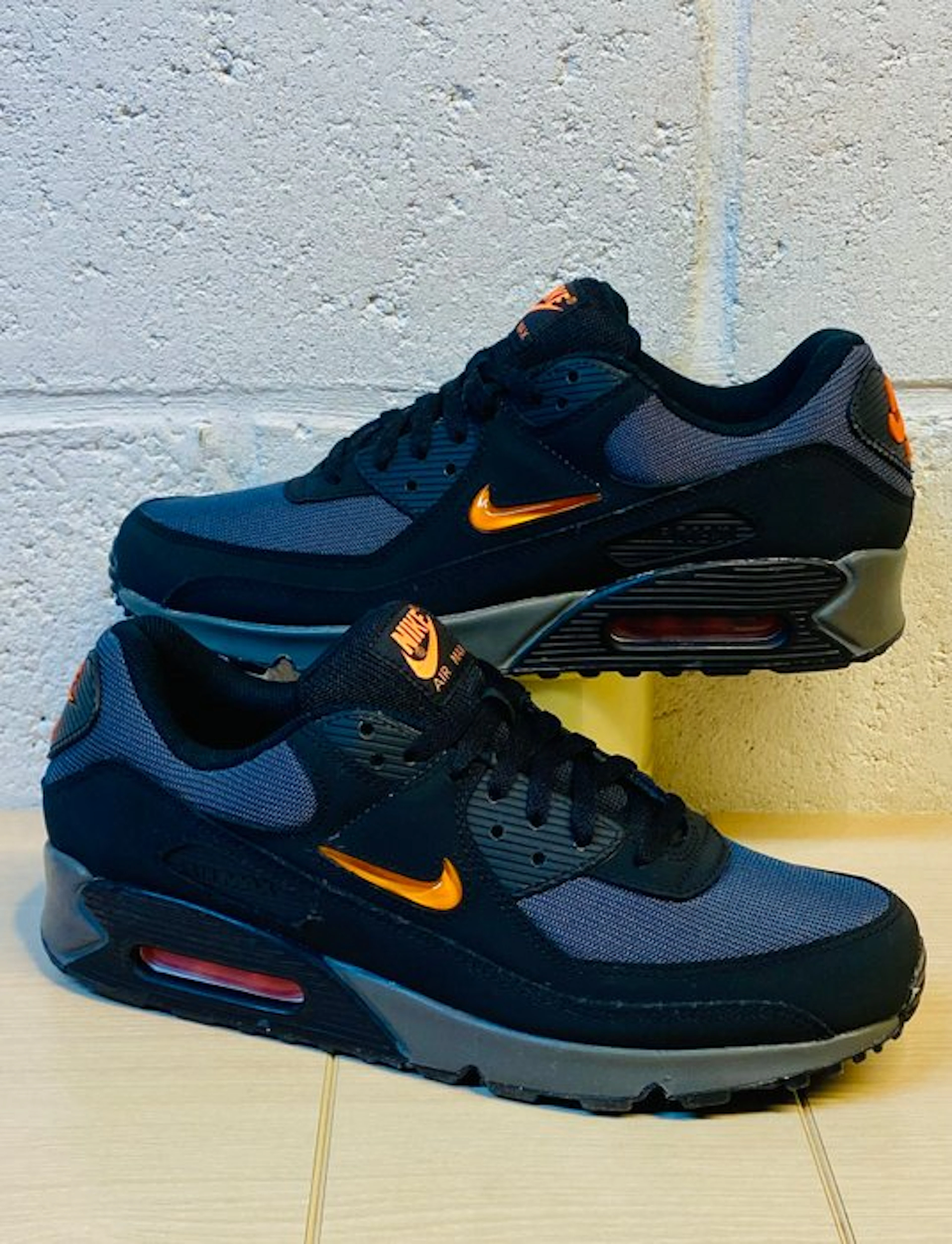 Nike - Am90 Jewel Black Orange P46 - Sneakers - Size: EU 46 - New with tags