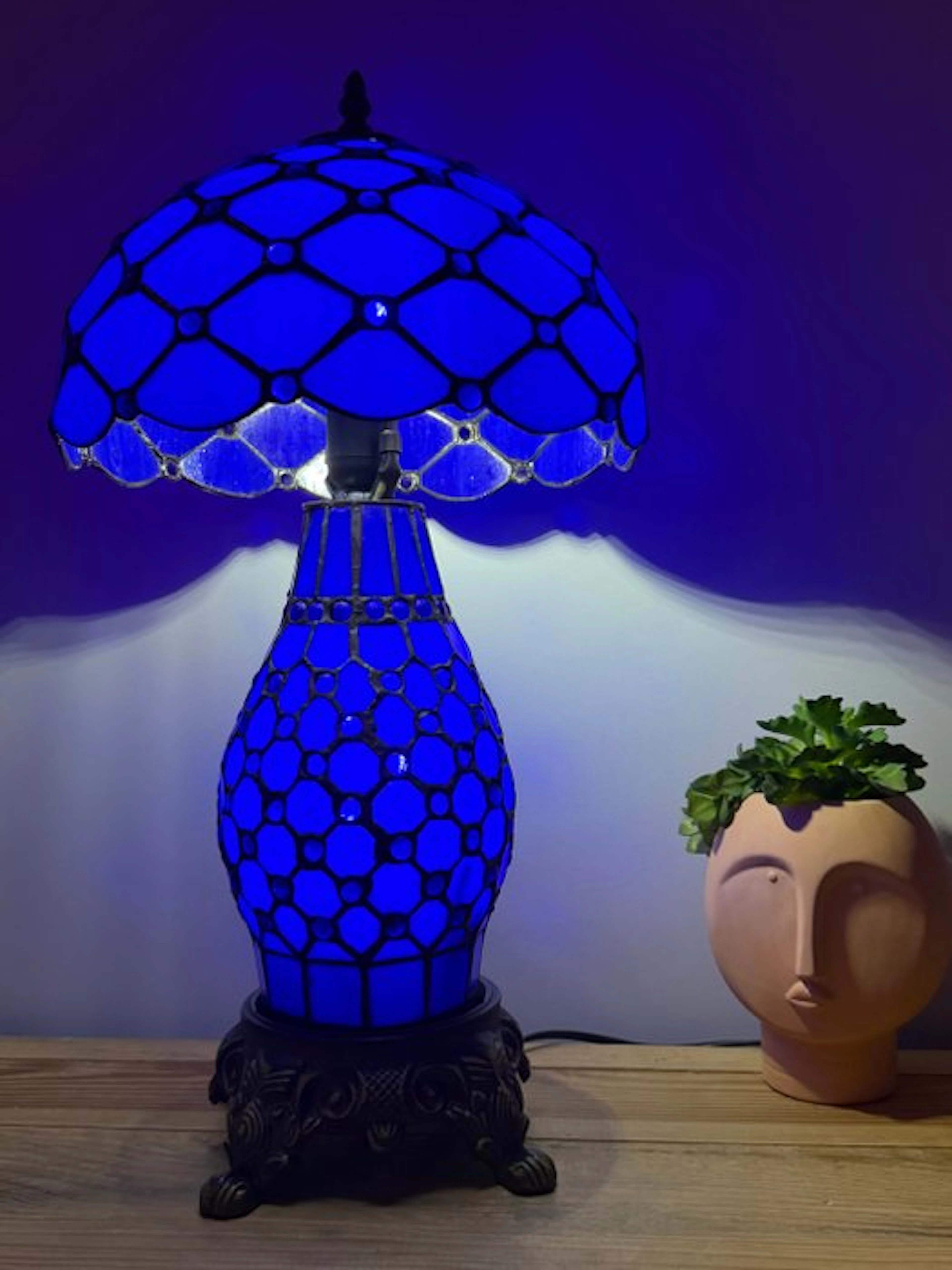 Table lamp - "Blue Pearl" with two light sources - Stained glass -