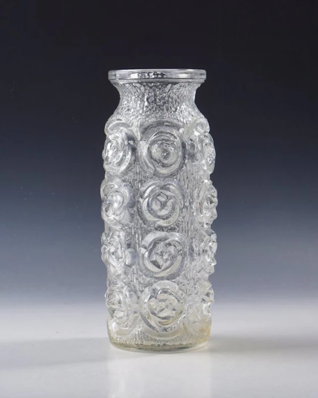 Vase - Relief on tree bark