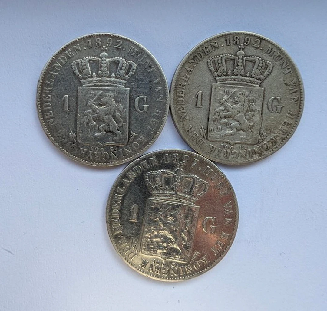 The Netherlands. Wilhelmina. 1 Gulden 2x 1892+1897 (No reserve price)
