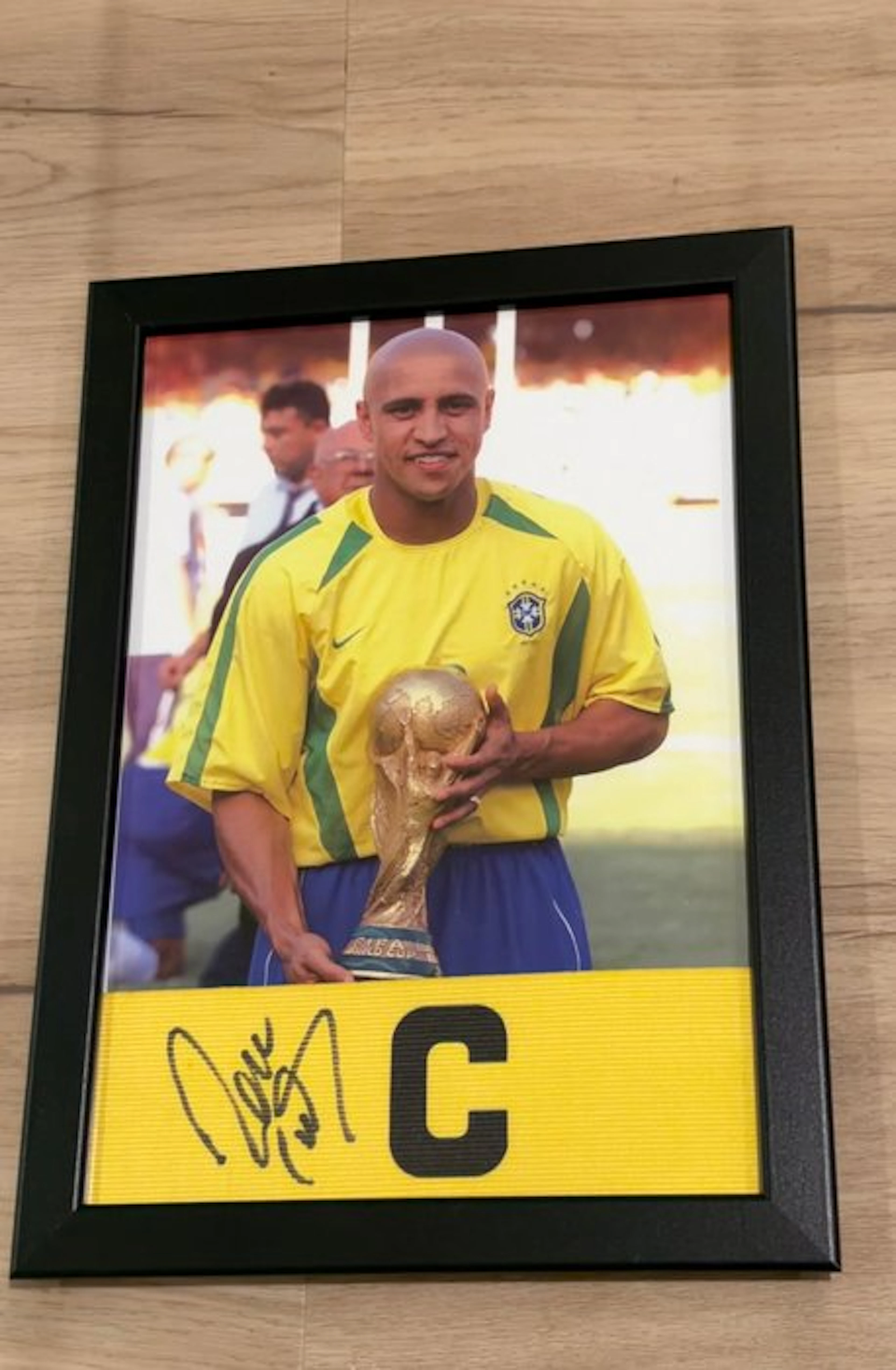 Brasil - Football World Championships - Roberto Carlos - Captain's armband