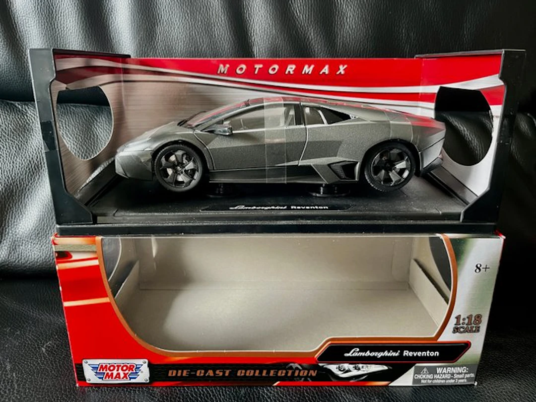 Motormax 1:18 - Model car - Lamborghini Reventon - Matte gray