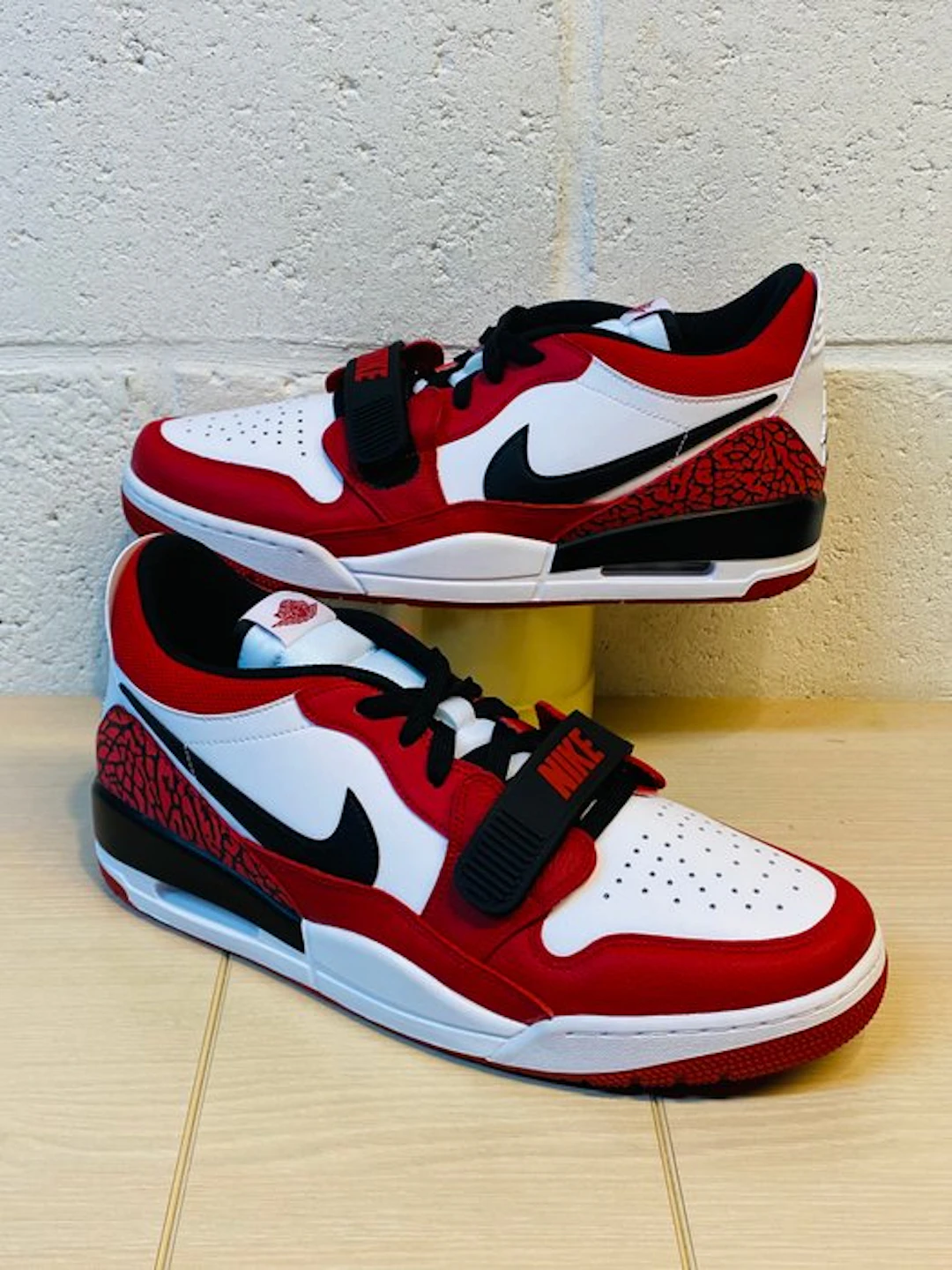 Air Jordan - One Low Legacy Red Cement P40 - Sneakers...