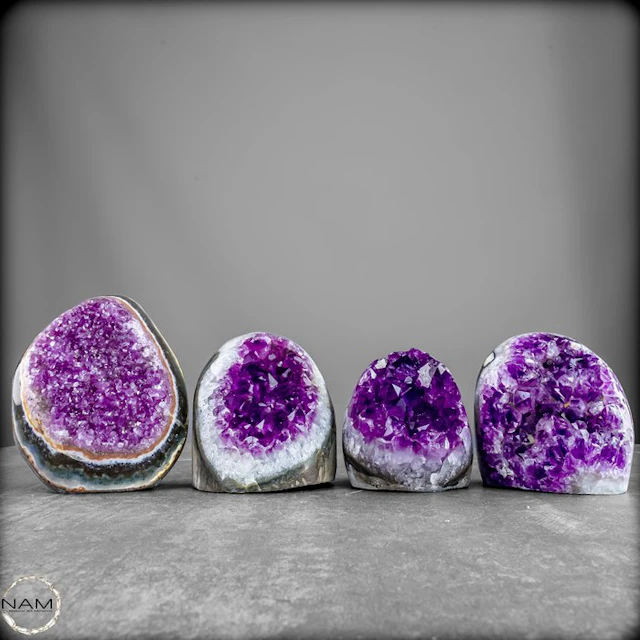 Exclusive amethyst druzy set with a highly crystalline...