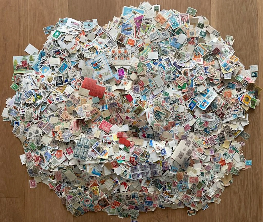 World 1863/2017 - Batch of loose stamps, about 20,000 stamps.