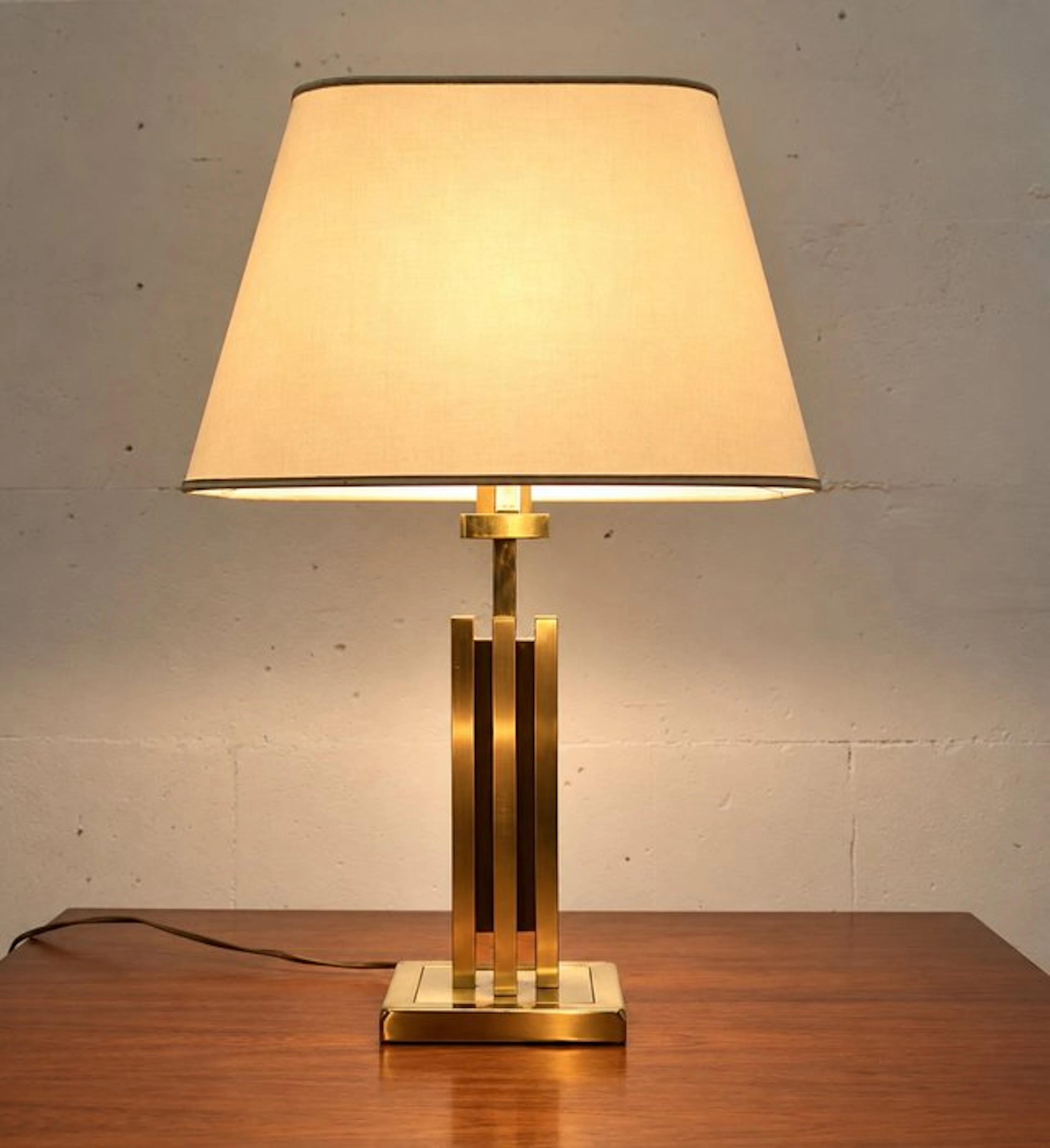 Herda - Willy Rizzo - Table lamp - XL Skycraper - Brass, Textile