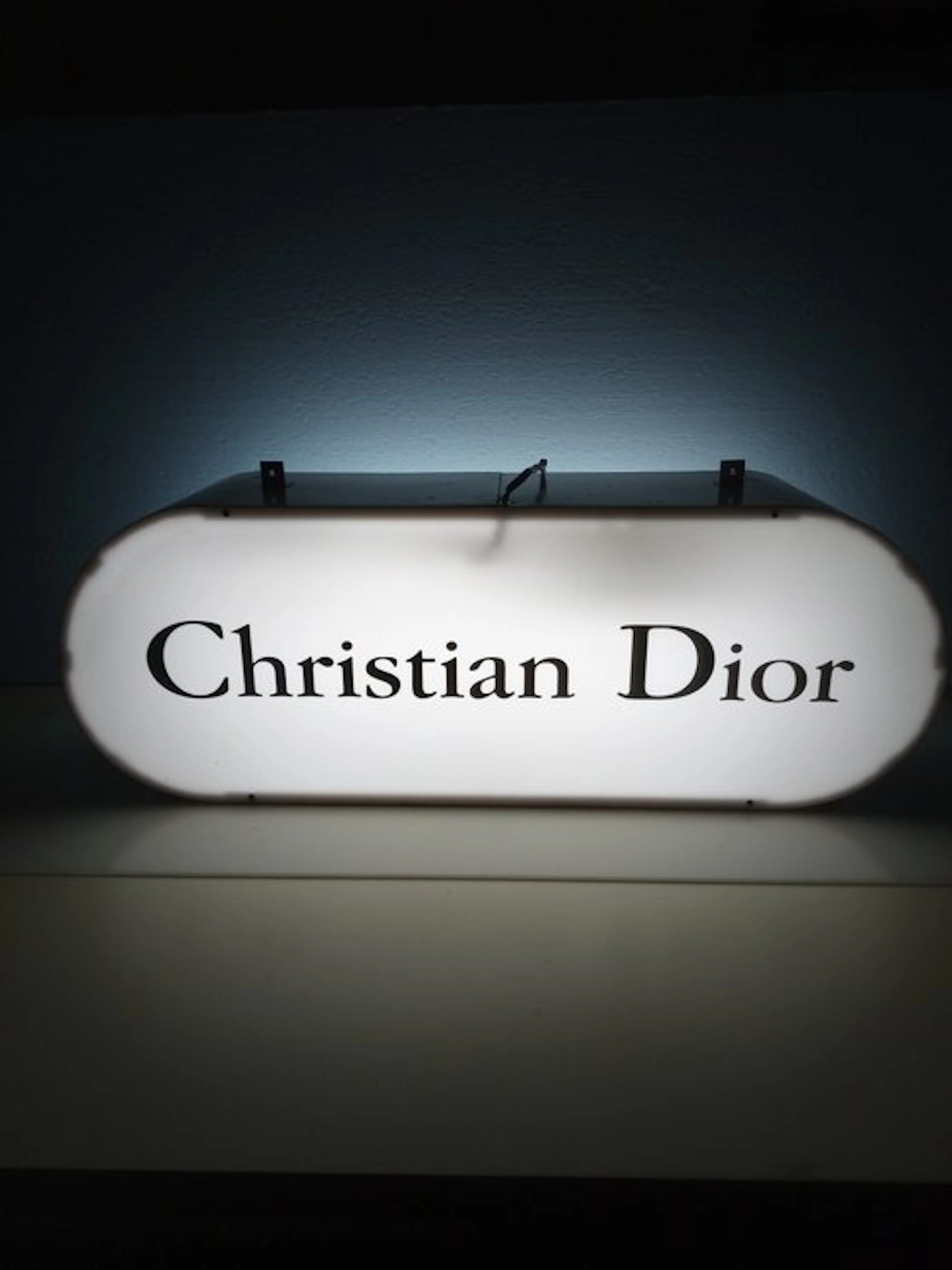 Cristian Dior - Lightbox - Metal, Plexiglass