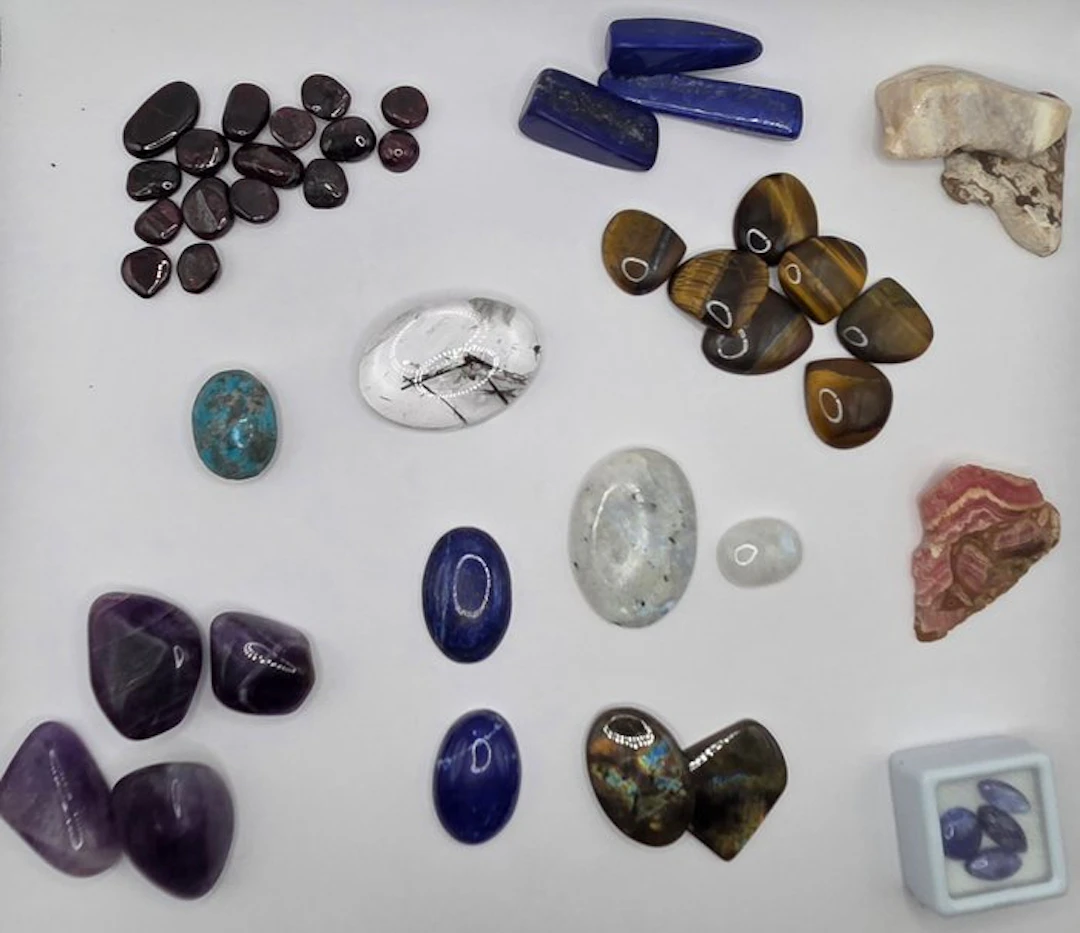 different Lot of various items- 224 g