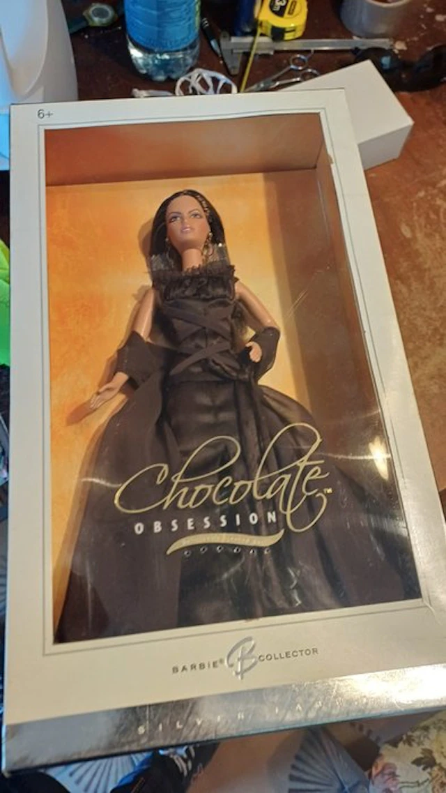 Mattel - Barbie doll Chocolate Obsession Collector Edition Silver Label 2005