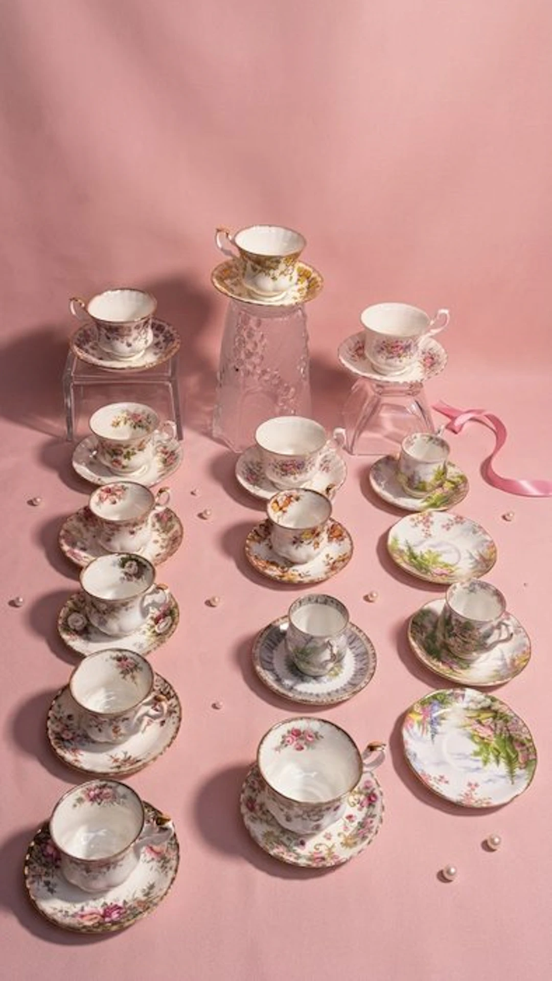 Royal Albert - Table service (12) - Bone, Porcelain, Gold