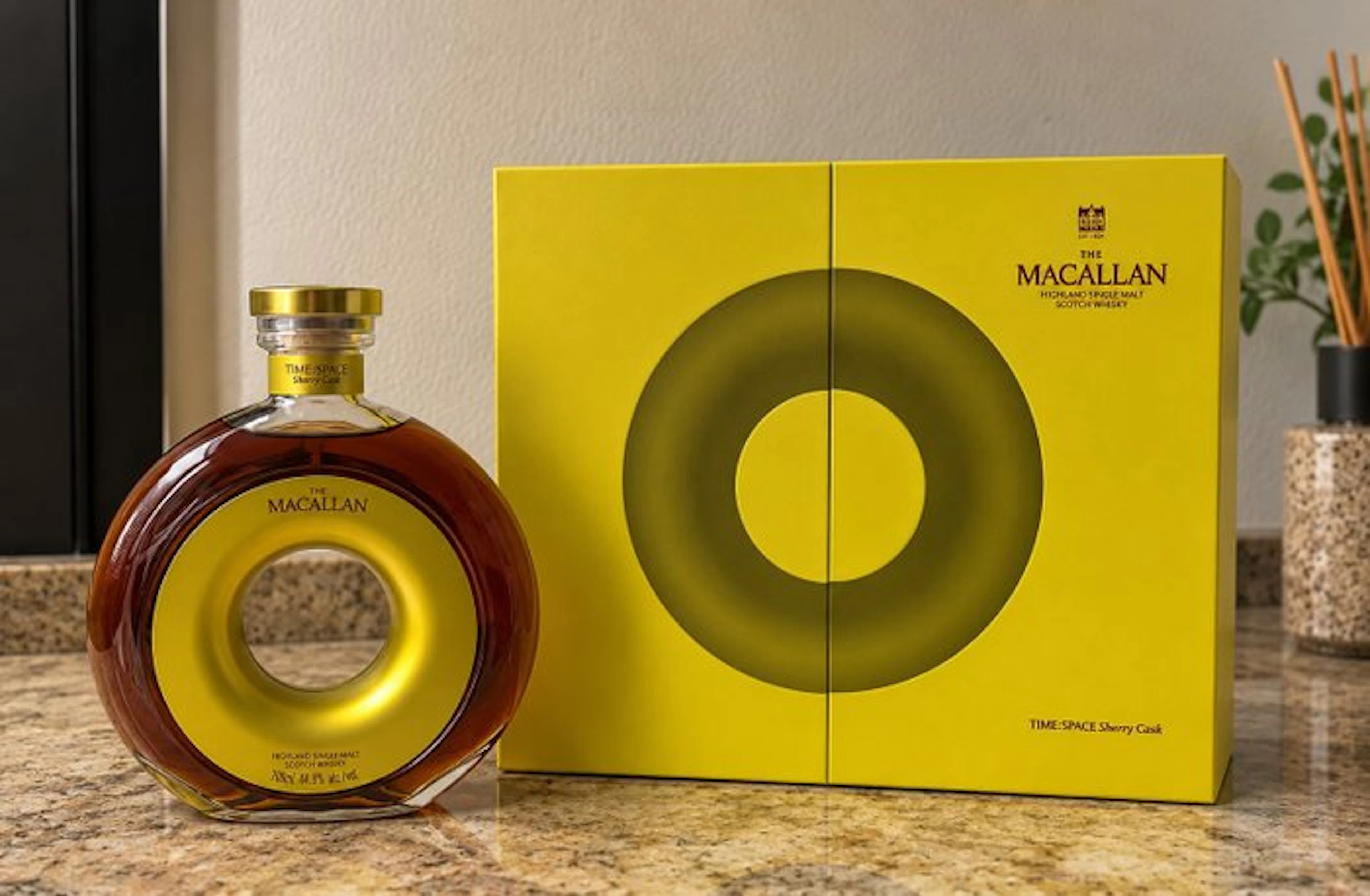 Macallan 20 years old Time : Space Sherry Cask - 700ml