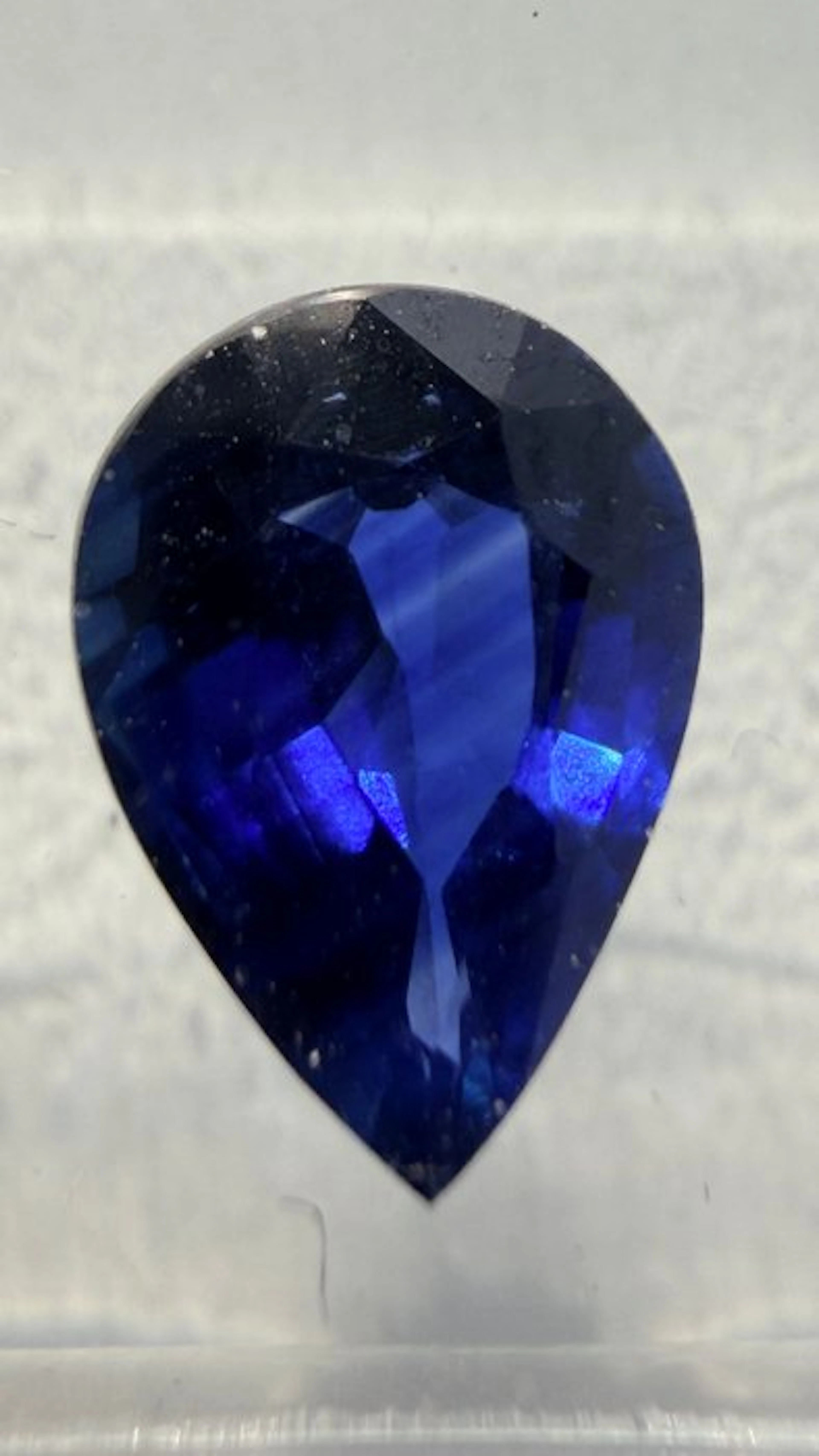 Blue Sapphire - 1.08 ct - Antwerp Laboratory for Gemstone Testing (ALGT)