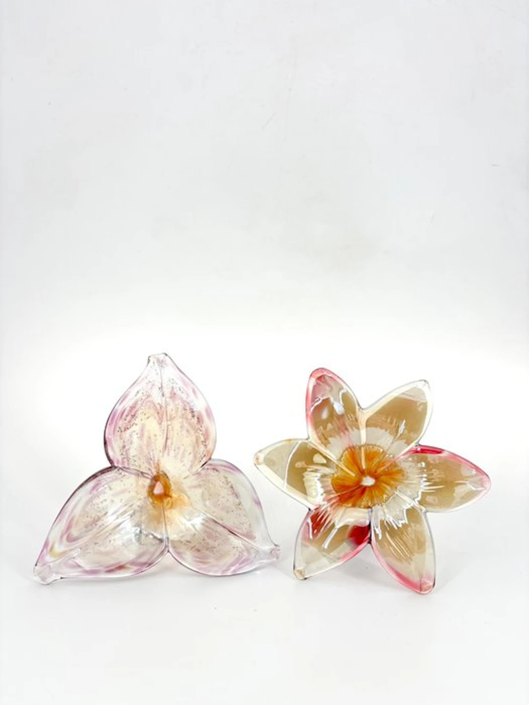 Centrepiece (2) - Glass - Flowers in Artistic Glass