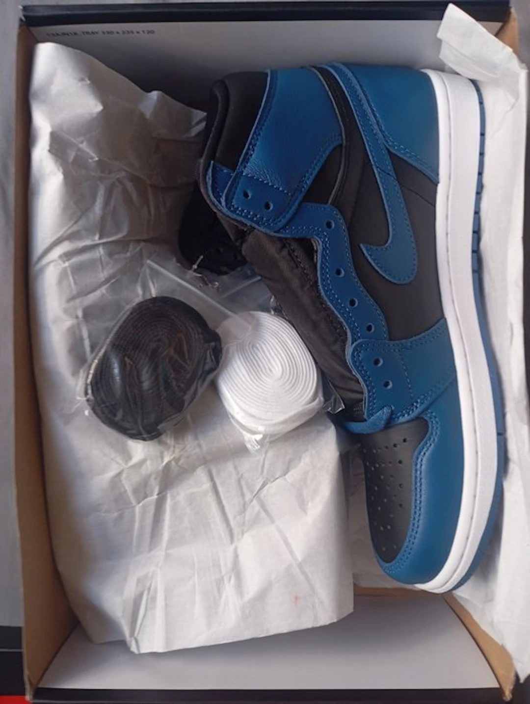 Nike - Air Jordan 1 High - High-top trainers - Size: EU...