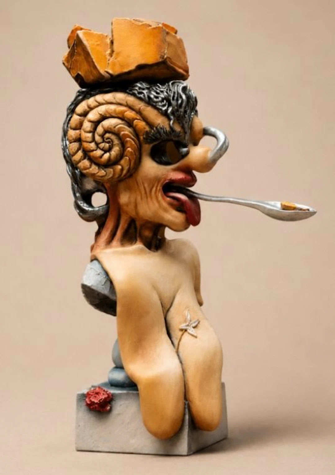 Parastone x Magritte Foundation - Portrait of Picasso Figurine