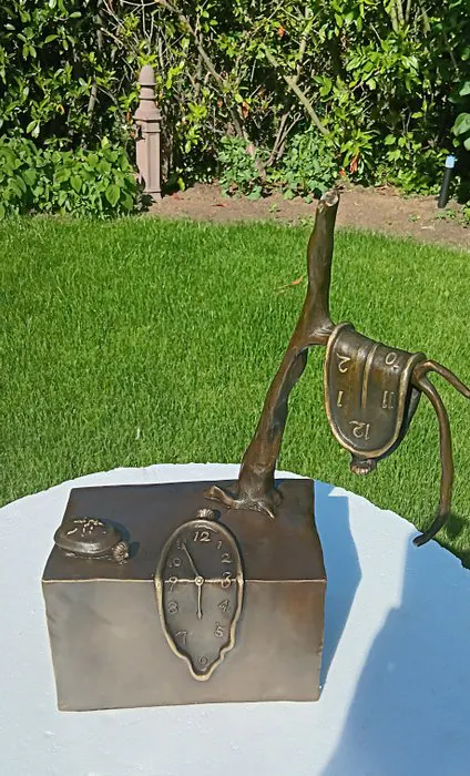 naar salvador dali - Sculpture