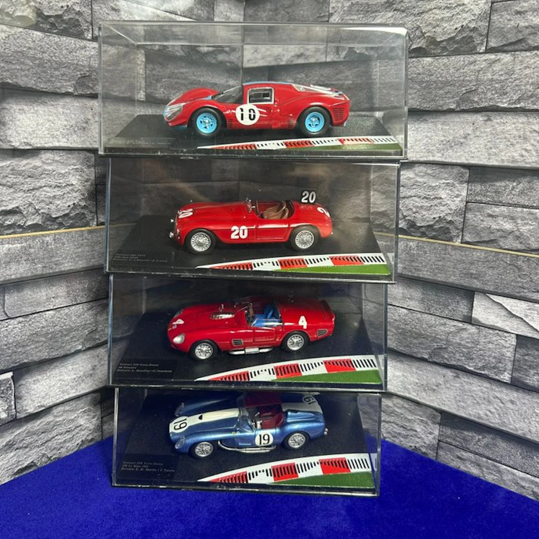 Altaya 1:43 - Model race car (4) - Lotto 4 modellini in...