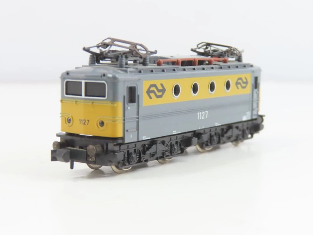 Minitrix N - 2069 - Electric locomotive (1) - Series 1100 - NS