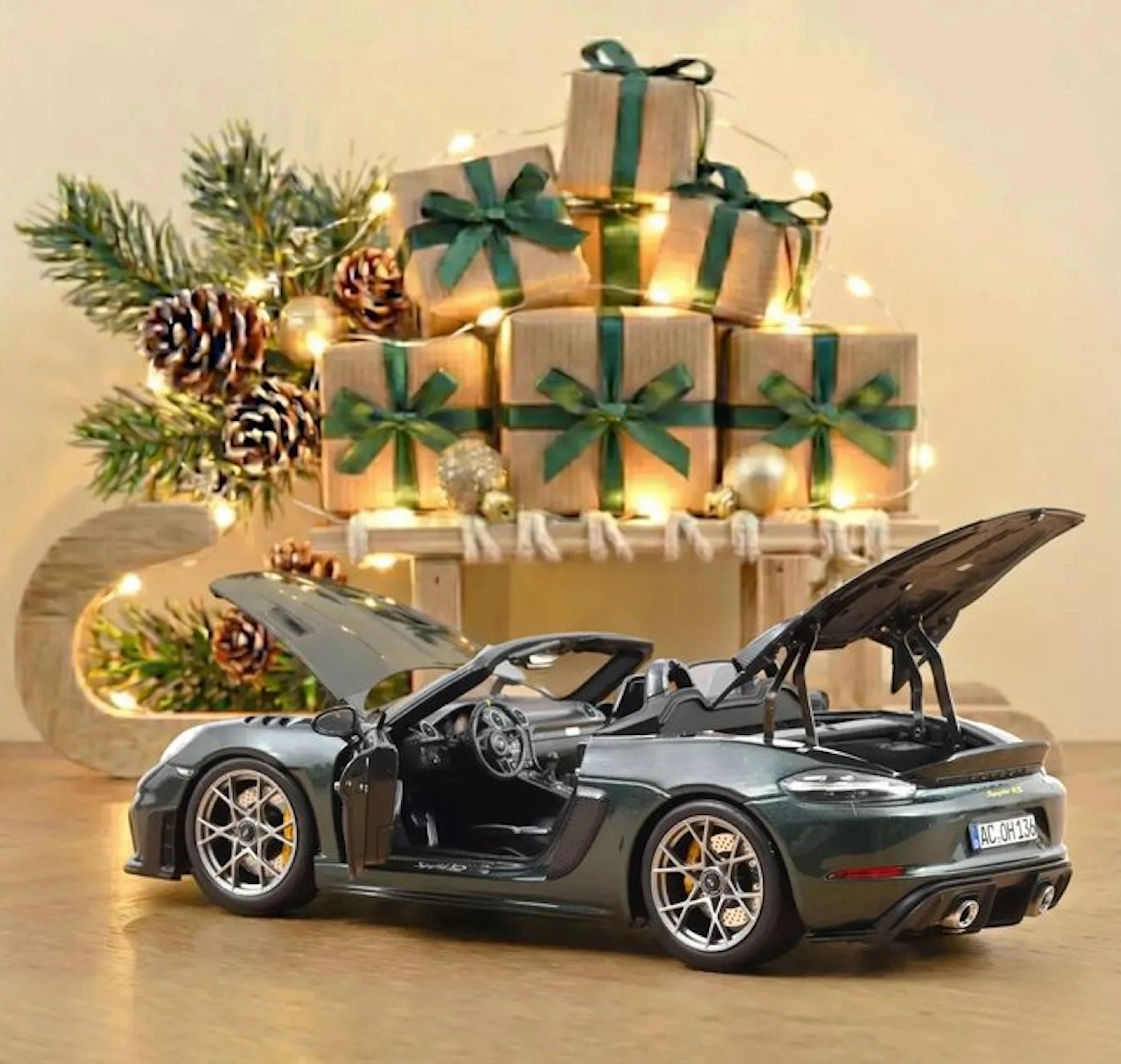 Norev 1:18 - Model sports car - Porsche 718 Spyder RS...