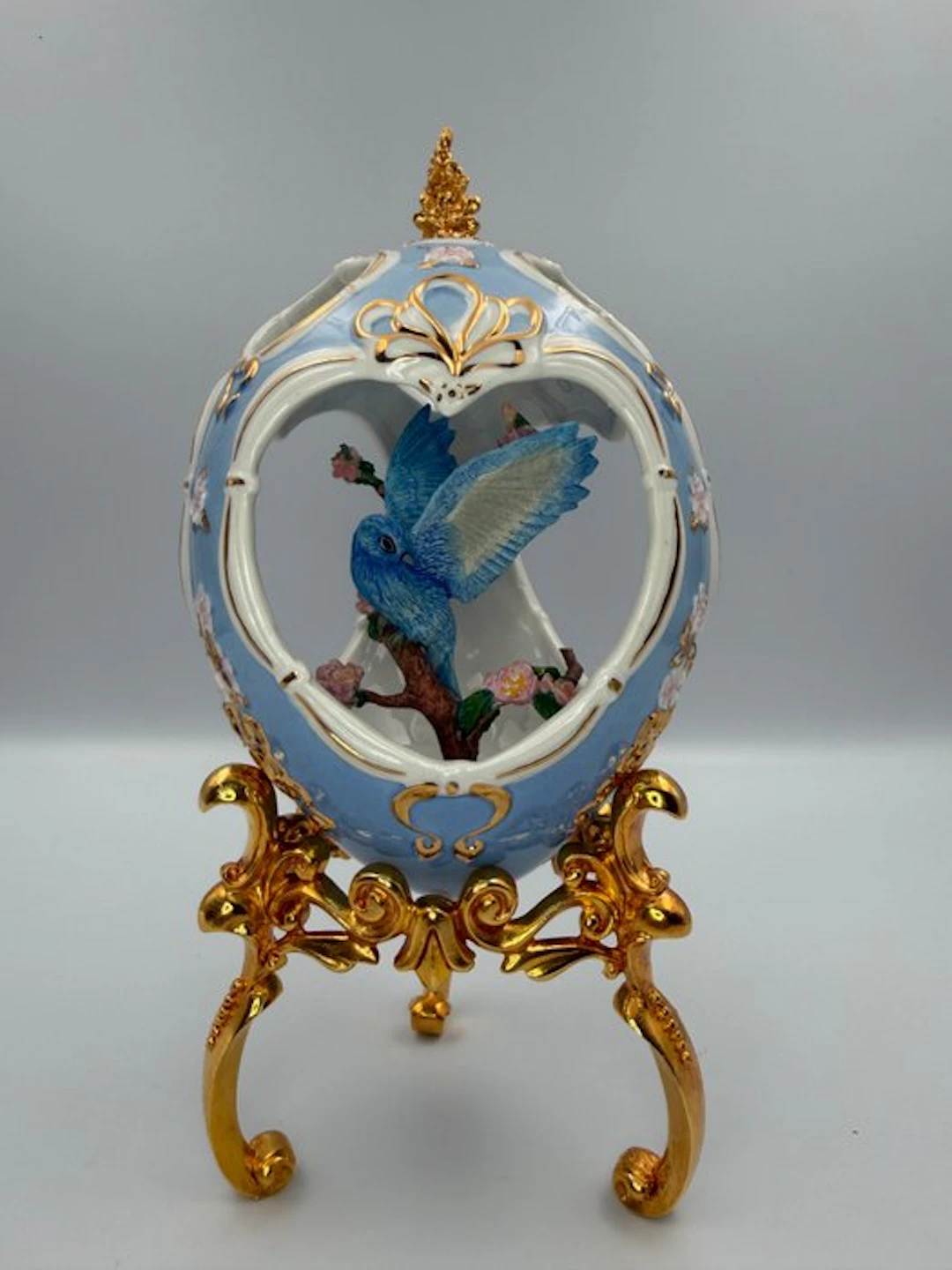 Fabergé egg - Franklin Mint – œuf décoratif ajouré à l’oiseau bleu