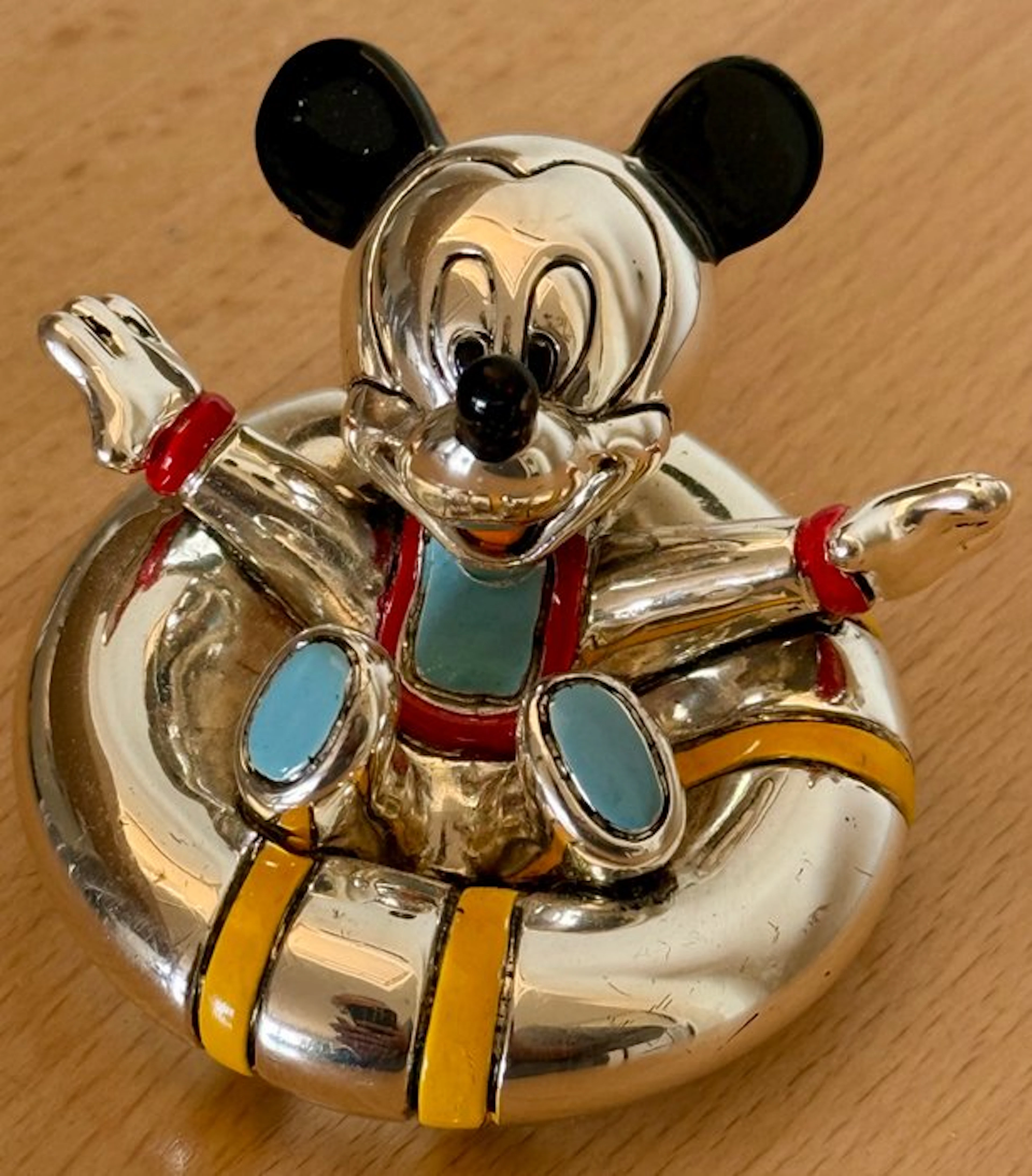 Disney - Action figure Topolino su ciambella - Italy