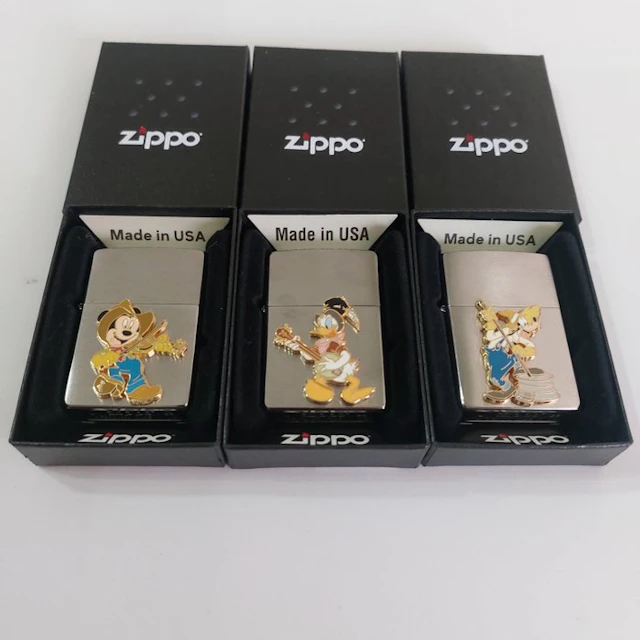 Zippo - No reserve price - Pocket lighter - Steel (stainless) - (3)