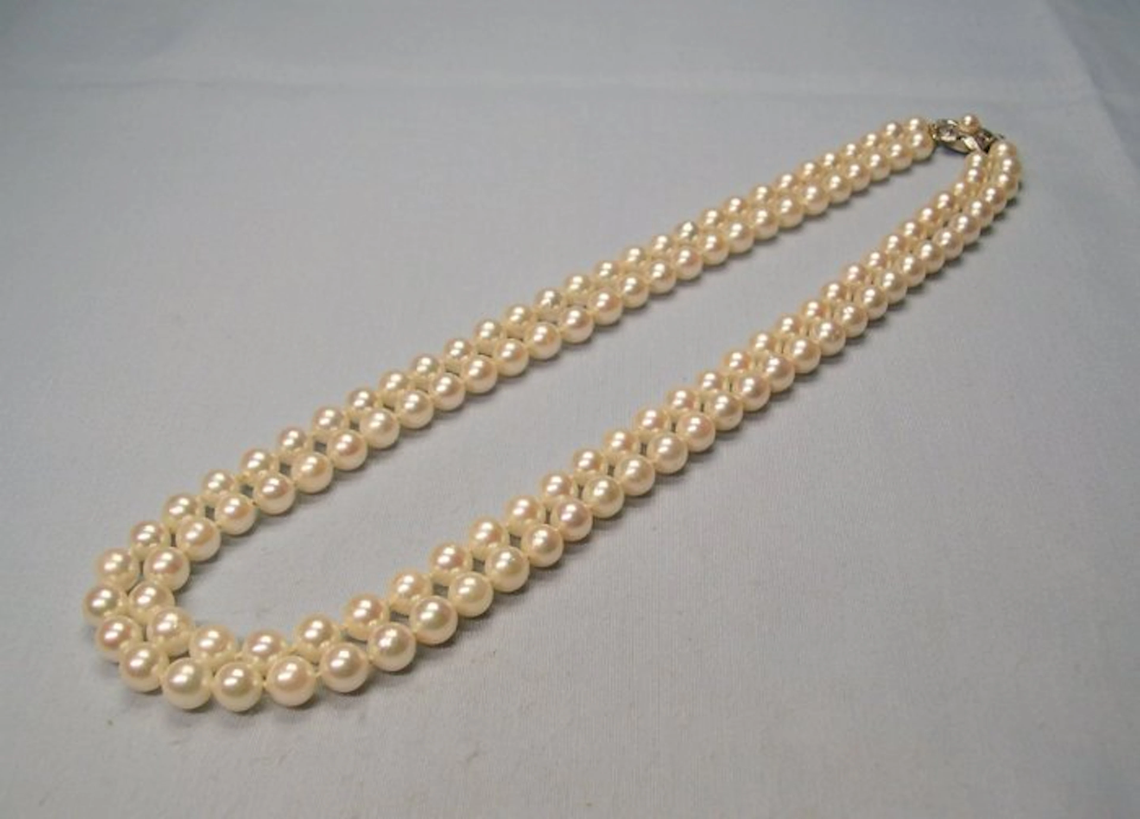 String of beads - 14 kt