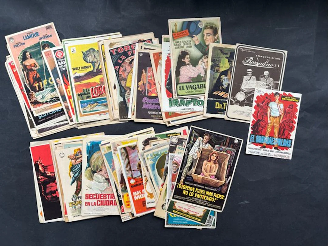Anonymous - Lot of 165 Spanish Cinema Programs - 1940s