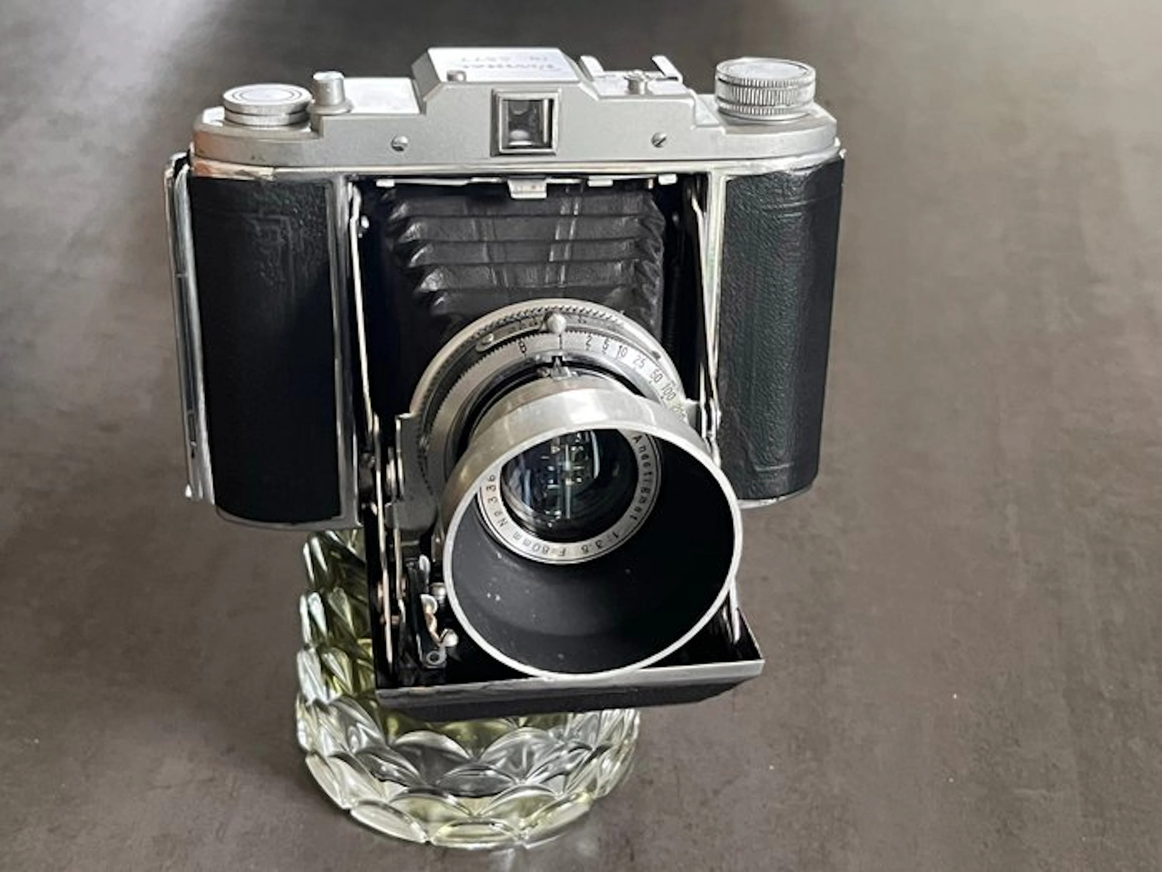 Shoei Model A Ruvinal 6x6 / 4,5x6cm. Rare & late c1951. Medium format camera
