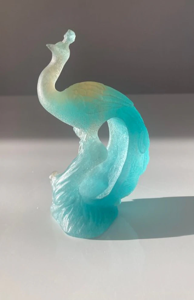 Daum - Sculpture, Paon perché - 12.5 cm - glass paste - 1985