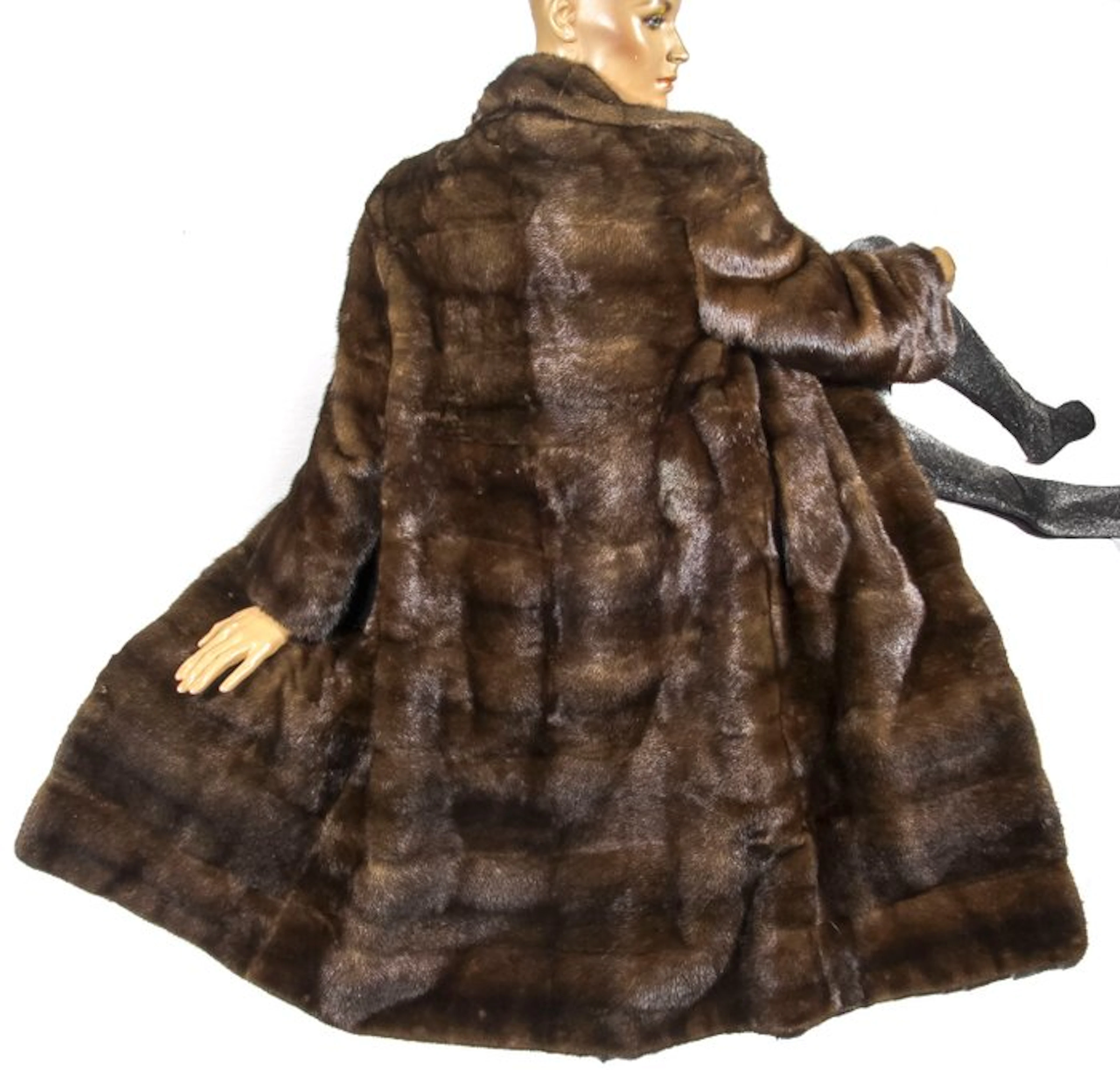 Artisan Furrier - Fur coat