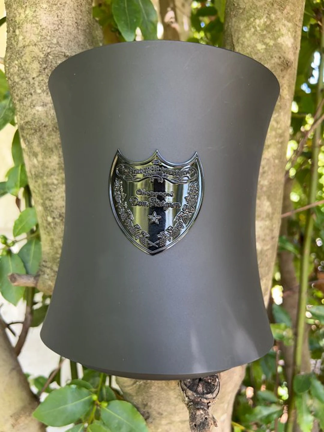 Dom Pérignon - fits 1 magnum - Martin Szekely - Champagne...