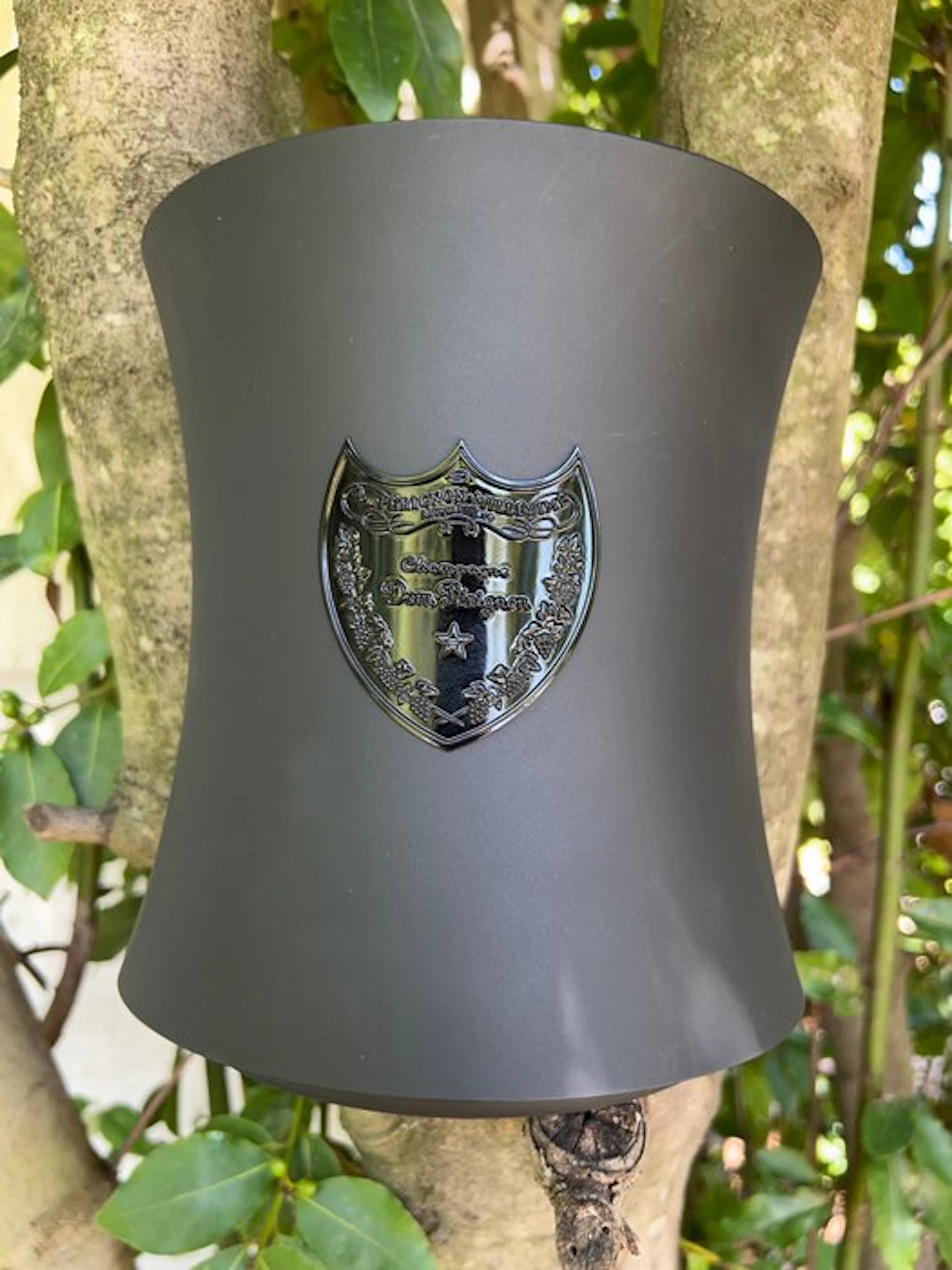Dom Pérignon - fits 1 magnum - Martin Szekely - Champagne...