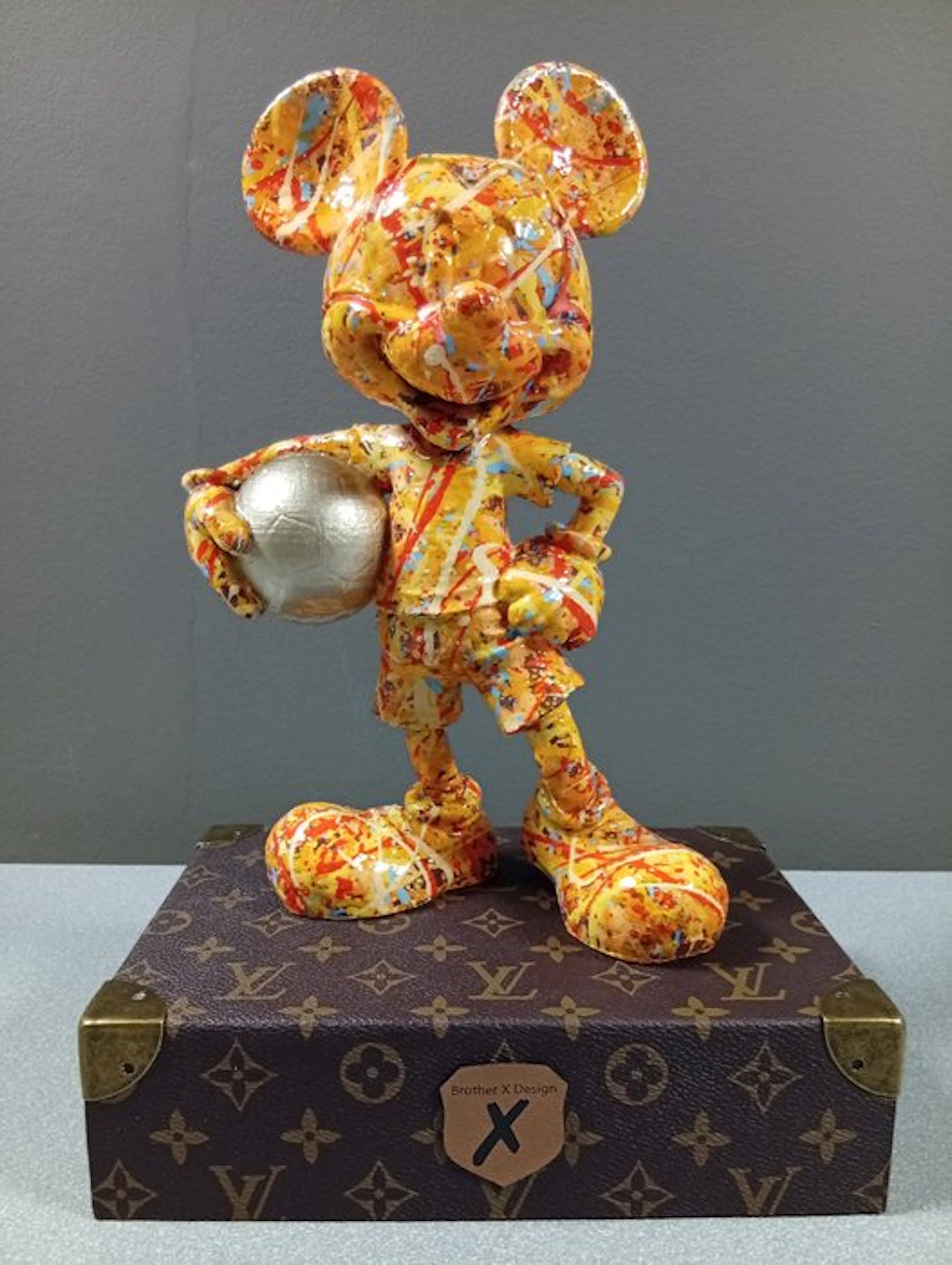 Brother X - Wanna play Mickey by Louis Vuitton - XL - Gallery Edition