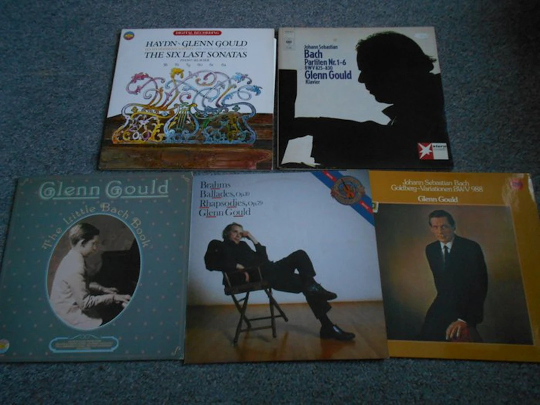 Glenn Gould - Collection of 5 albums with Glenn Gould...