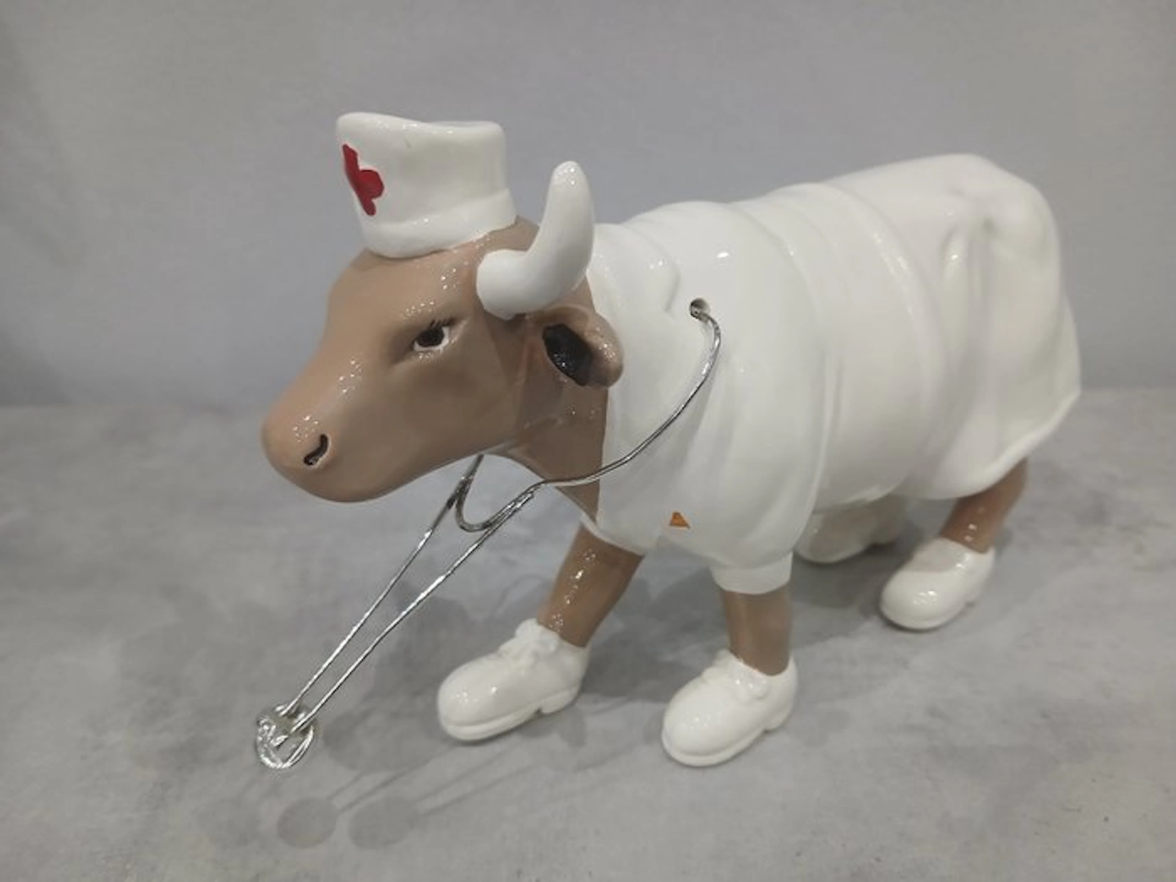 CowParade - Figurine - Mucca infermiera ( Nurse Nightencow ) - Ceramic