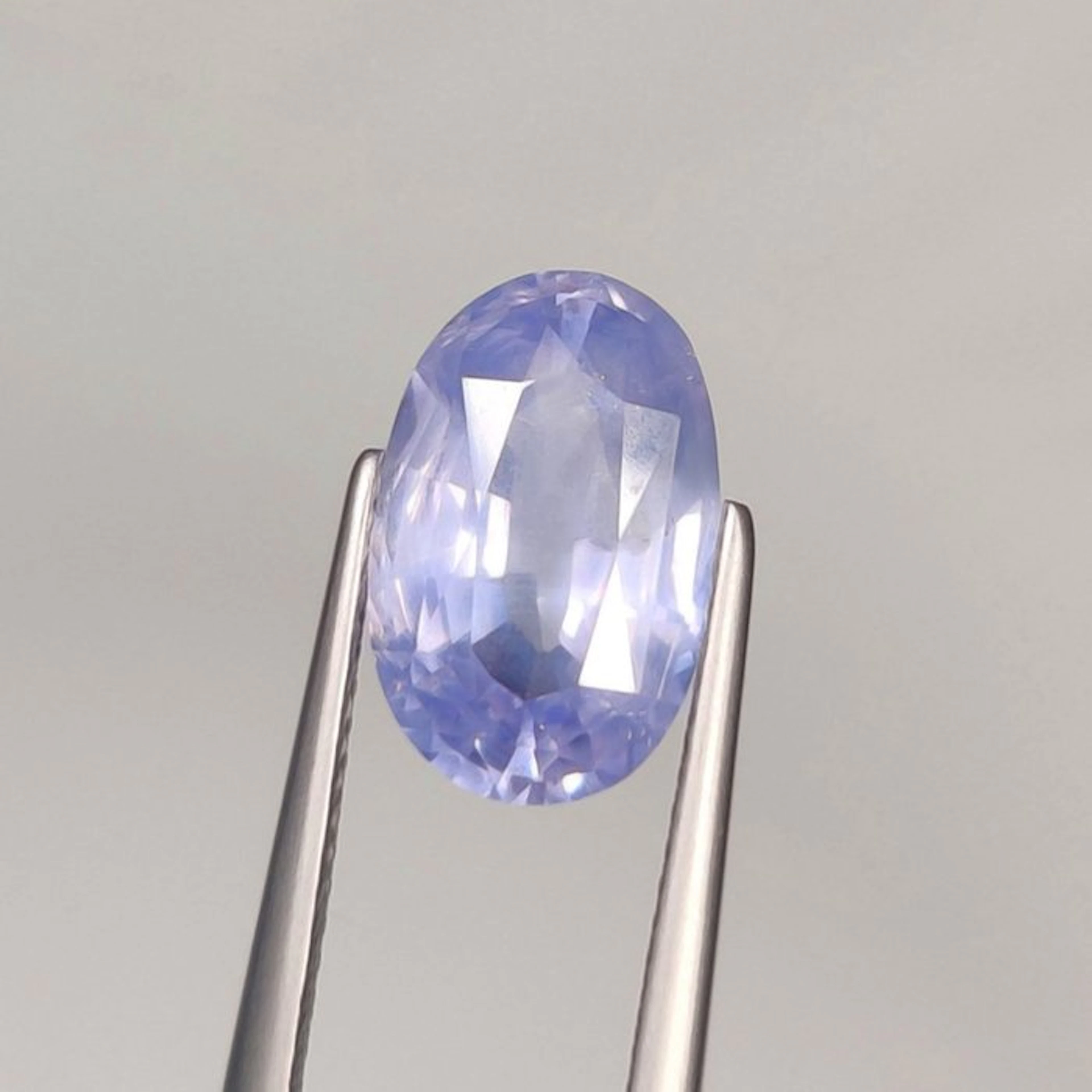 Sapphire - 4.49 ct - International Colored Gemstone Association (ICA GemLab)