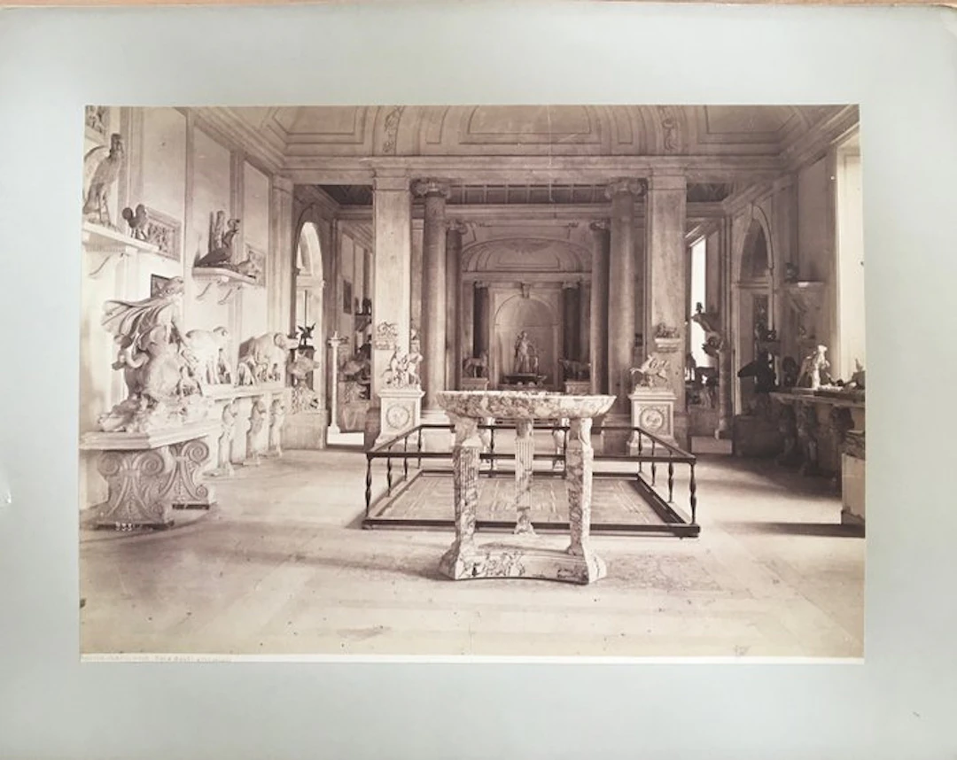 . - Roma - Vaticano. Sala degli animali - large albumine print (37x26,5 cm)
