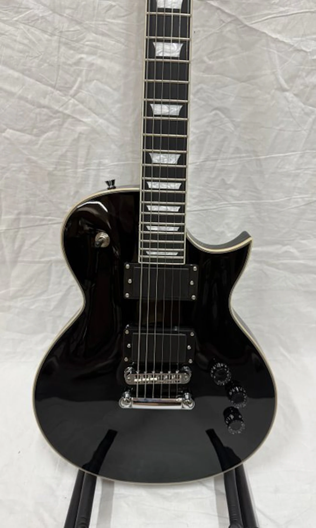 Lintage Guitars - LPT-1000-BK (Active Pick-ups) Black...