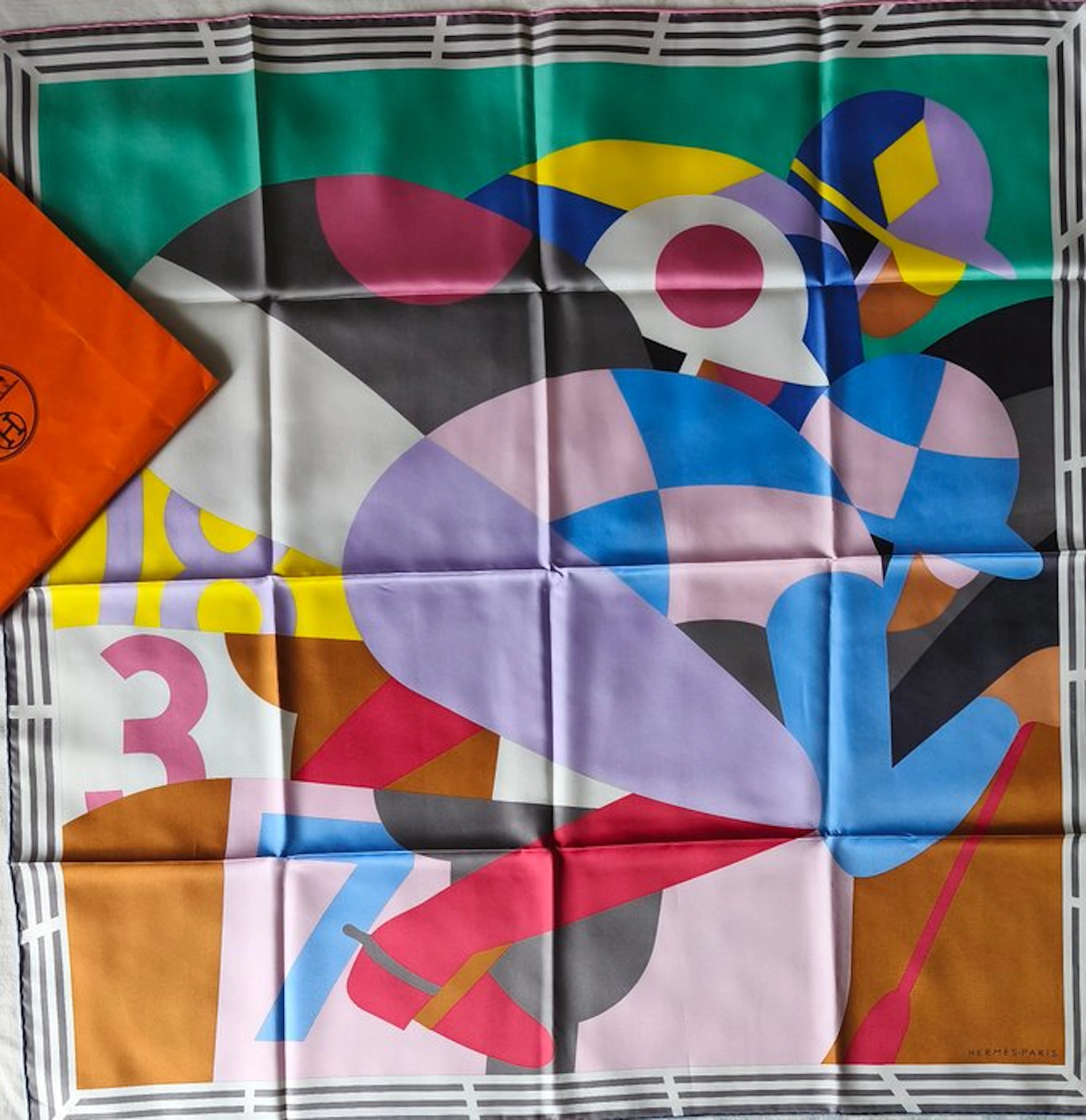Hermès - Modèle "Le 18, le 3 et le 7" by Geoff McFetridge, neuf - Foulard