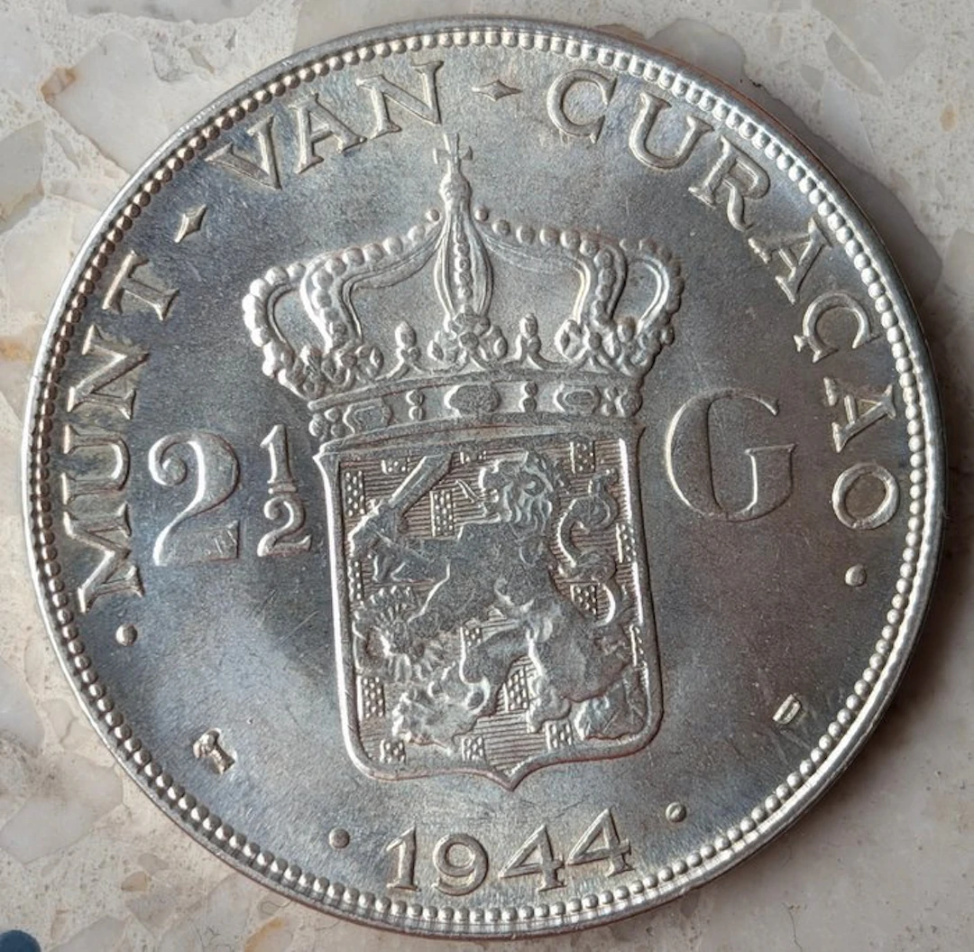 Curaçao (Dutch Caribbean). Wilhelmina. 2 1/2 Gulden 1944D (No reserve price)