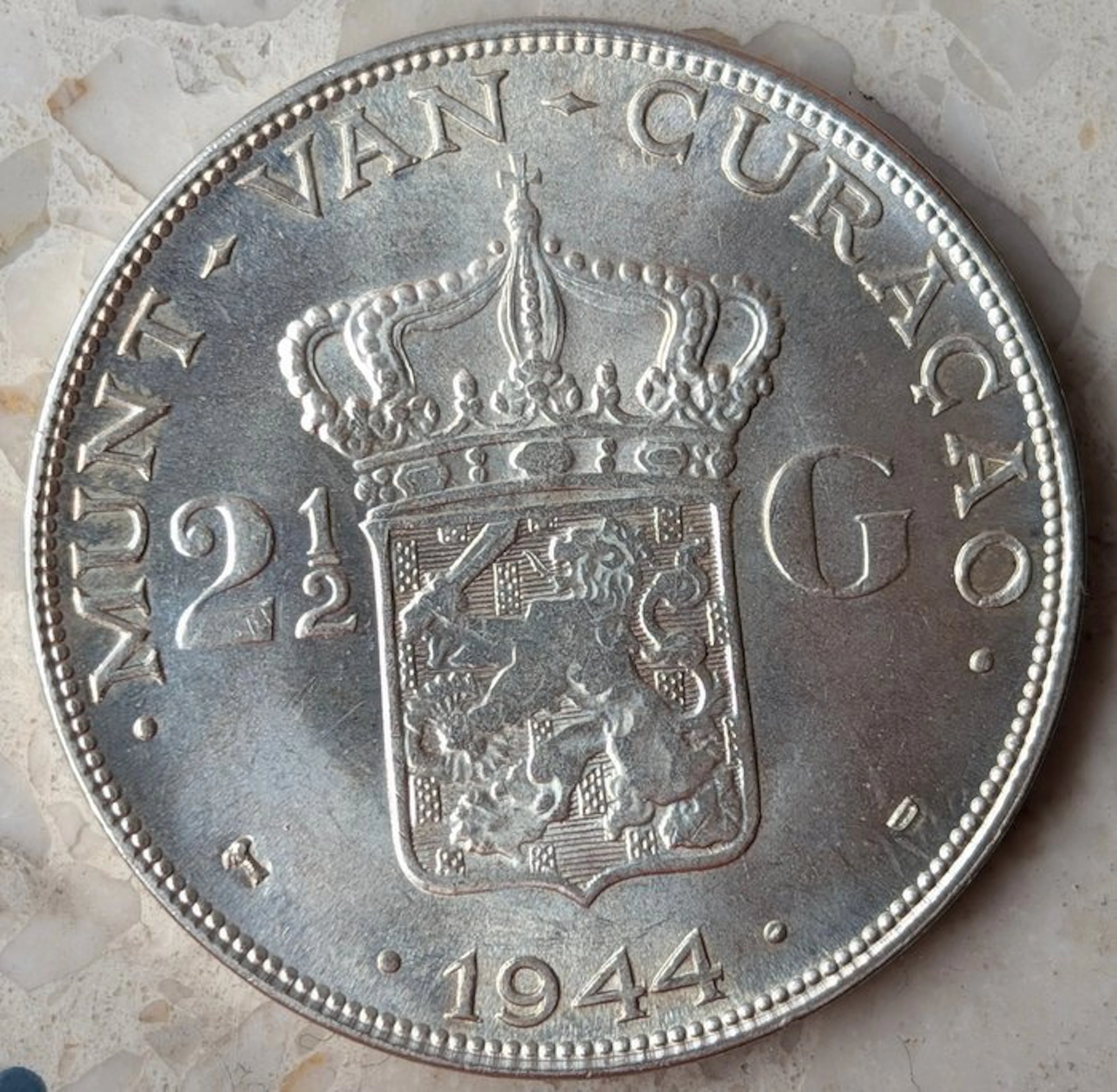 Curaçao (Dutch Caribbean). Wilhelmina. 2 1/2 Gulden 1944D (No reserve price)