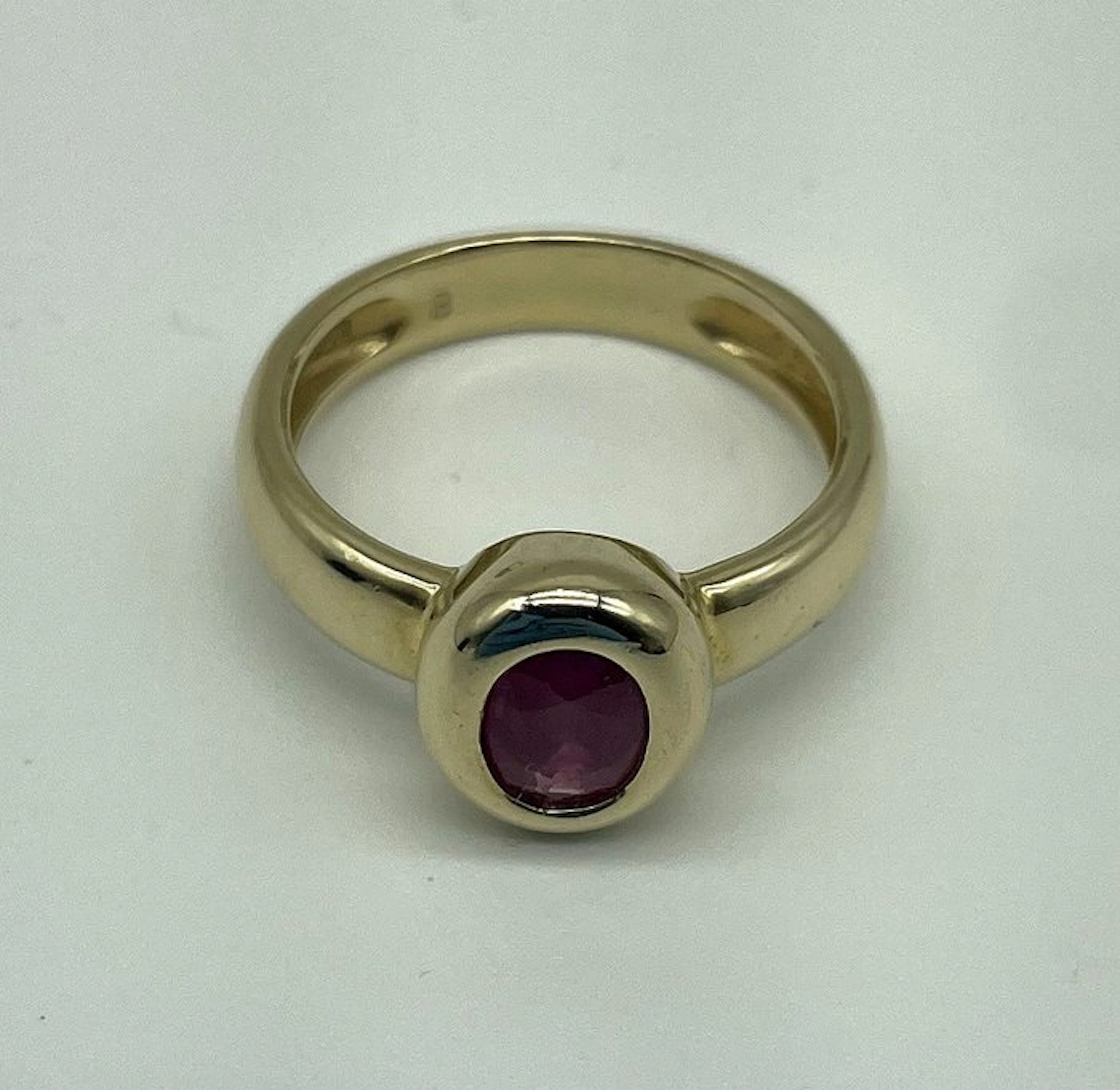 Ring - 14 kt. Yellow gold